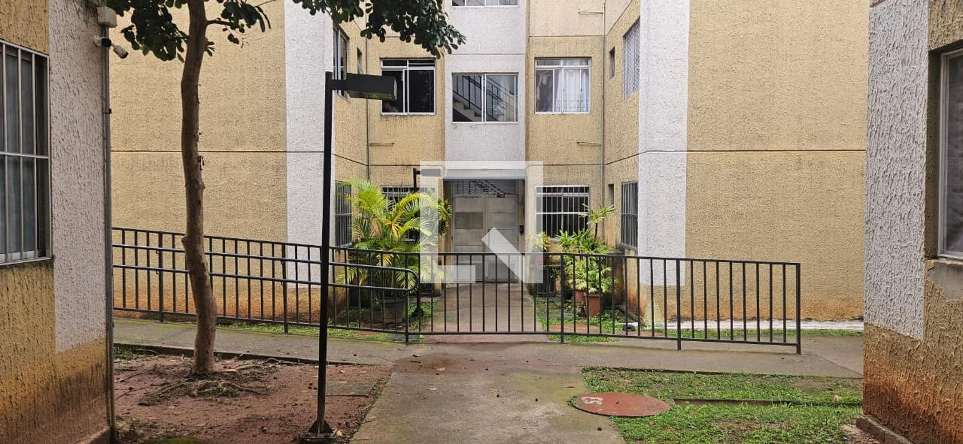 Área comum - RES PQ das Flores Guaianazes