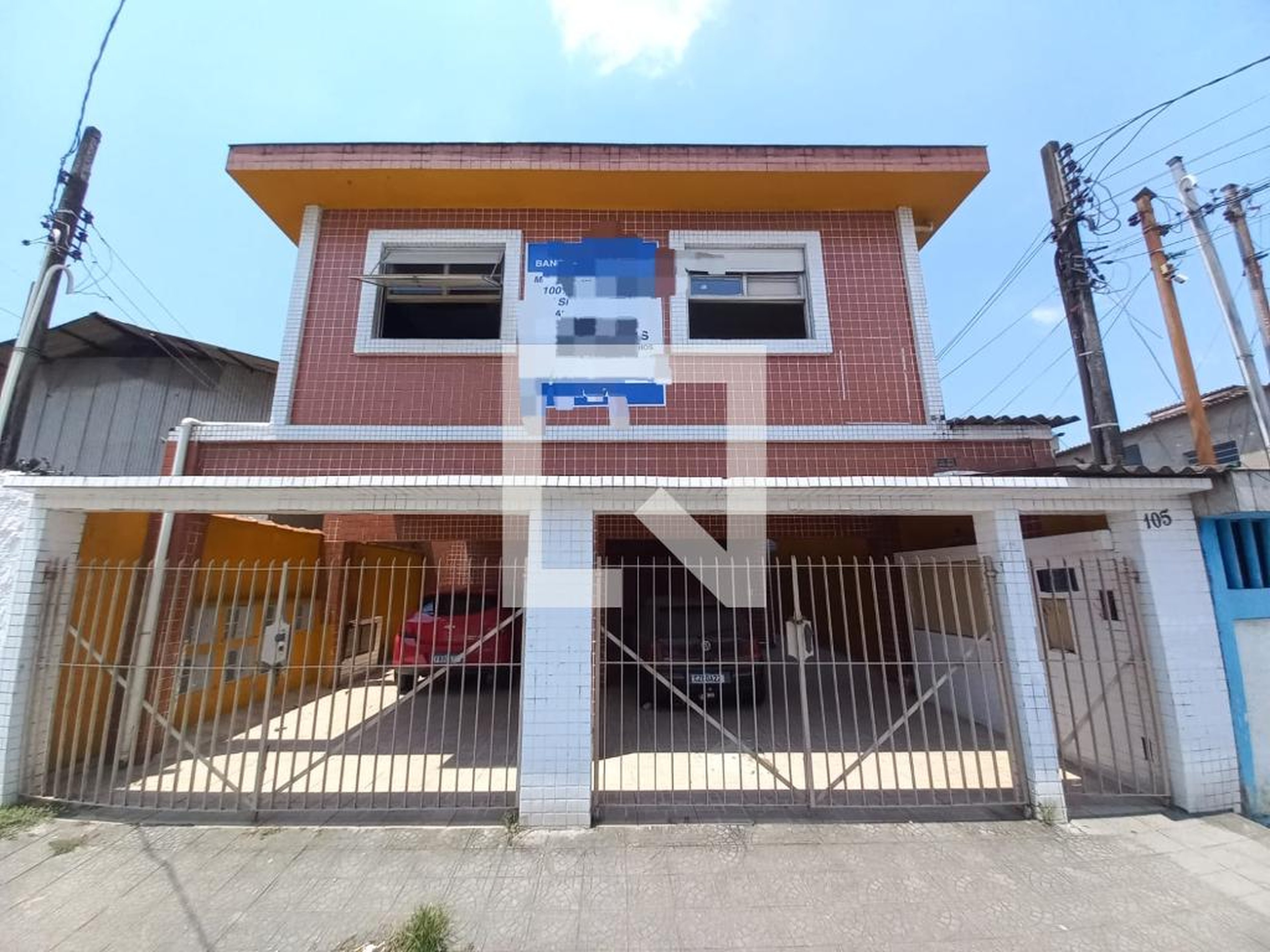 Fachada Condomínio em Rua Caramuru, 105