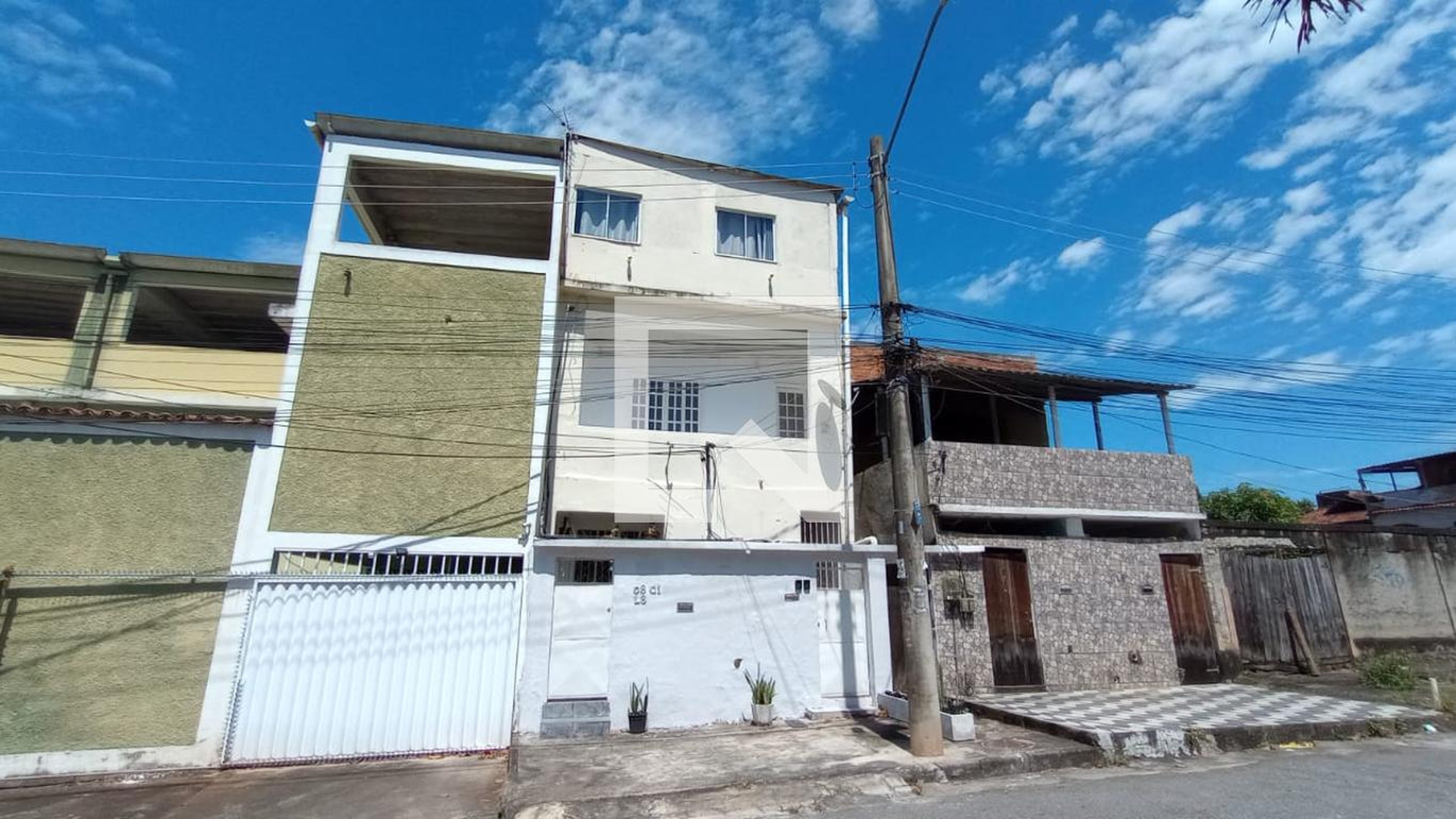 Fachada Condomínio em Rua da Meditação, 8