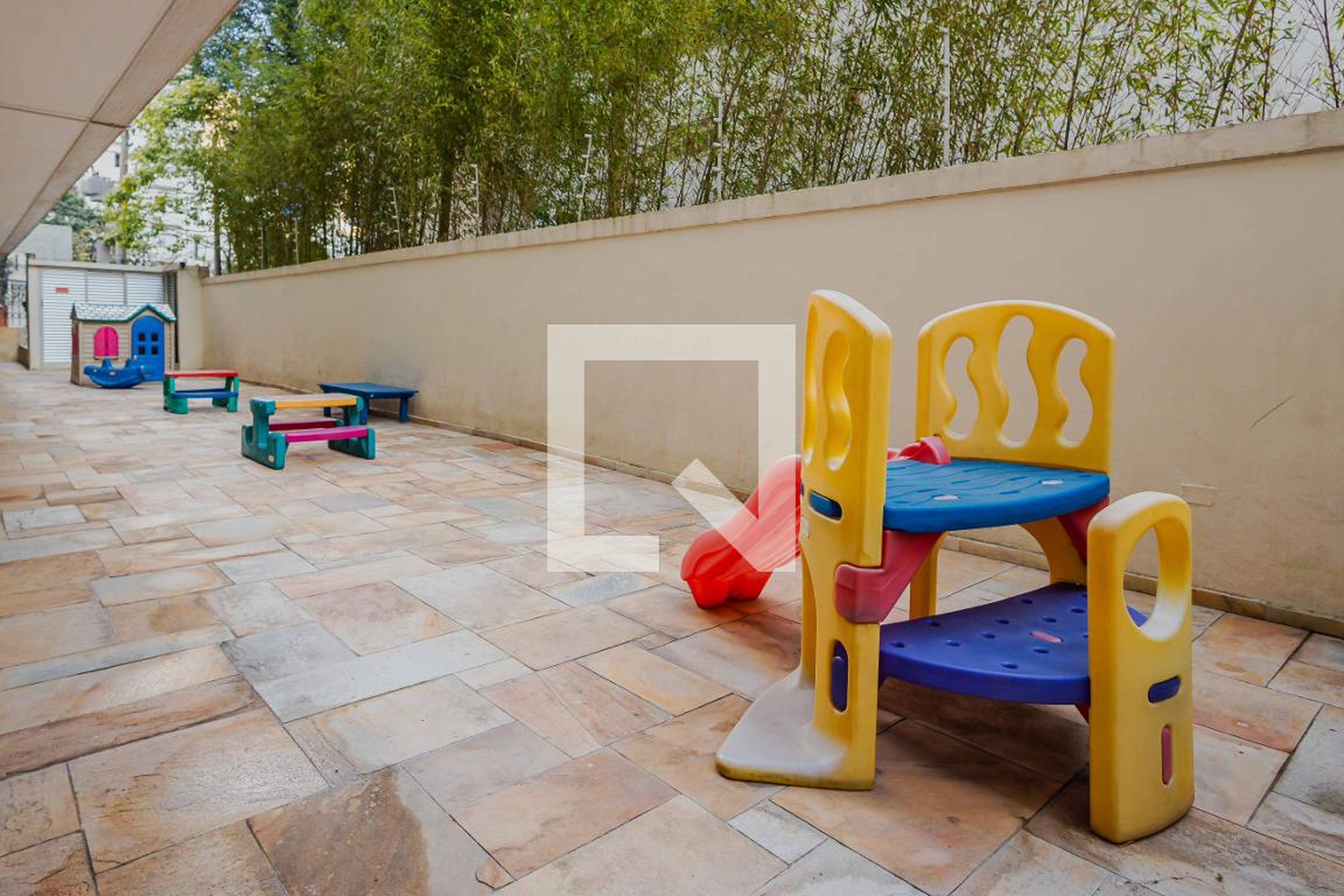 Playground - Concorde