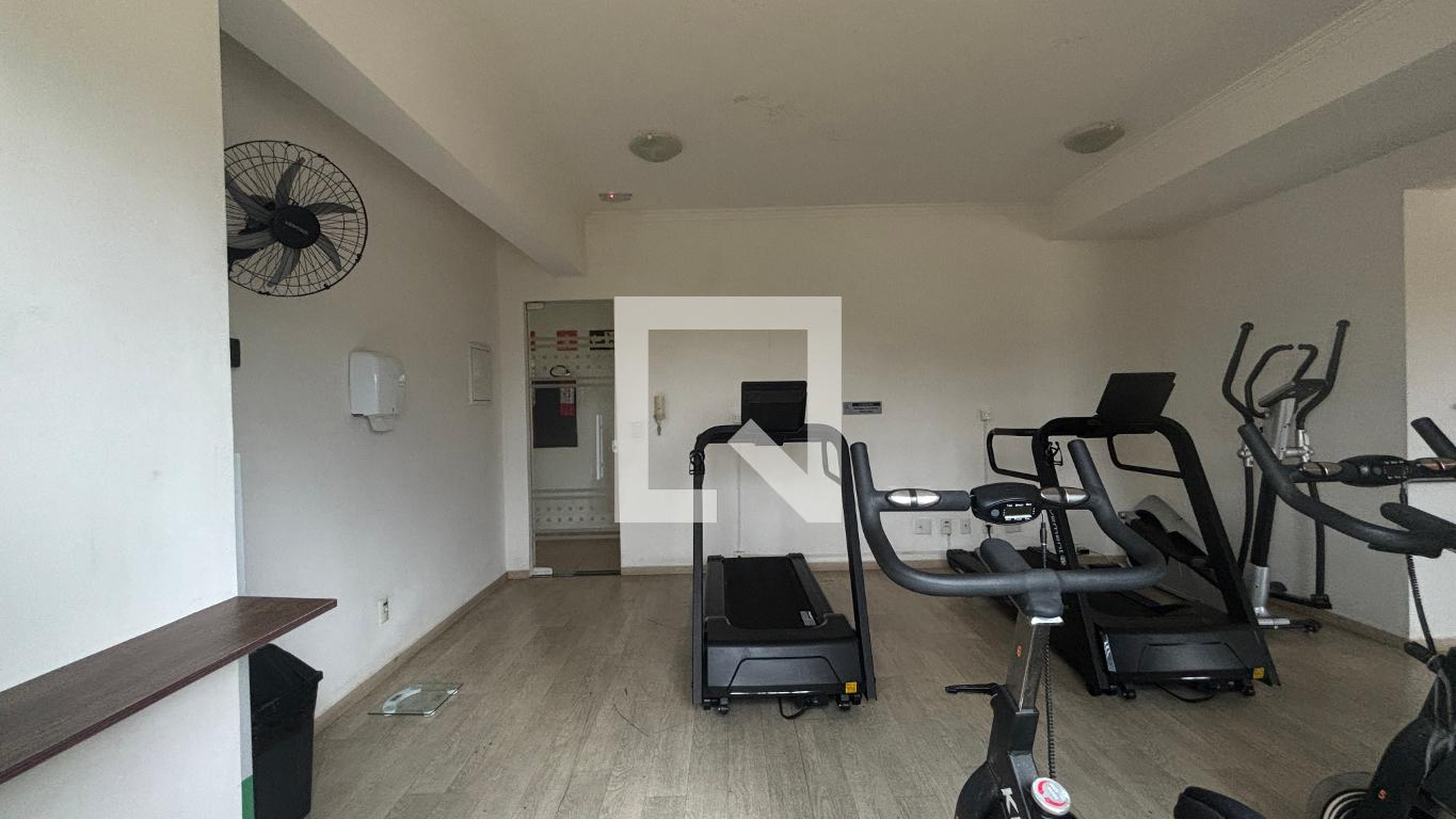 Academia - Esmeralda