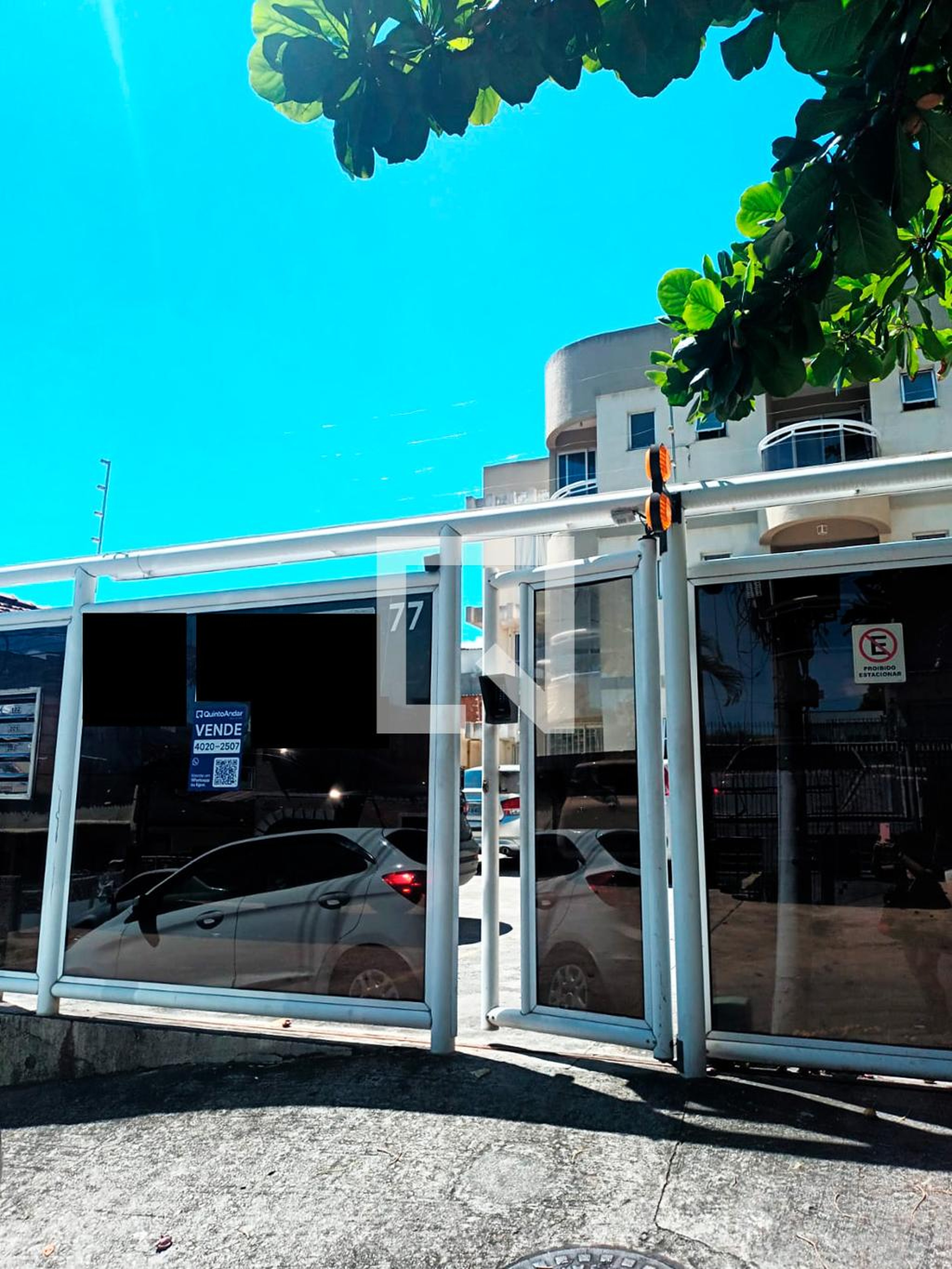 Fachada Condomínio em Rua Macedo Braga, 77