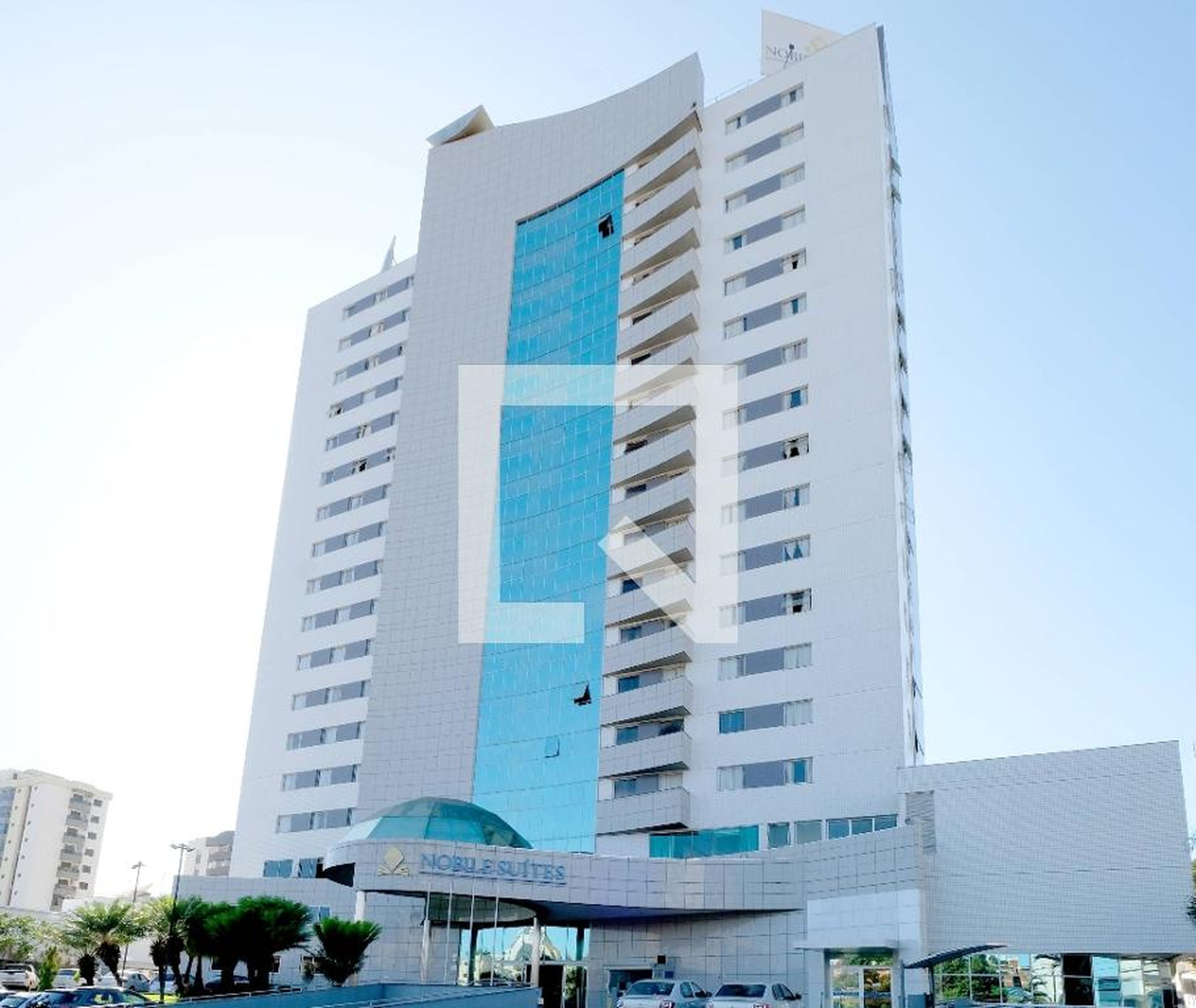 Fachada Condomínio em Rua Vitalino Rezende do Carmo, 77