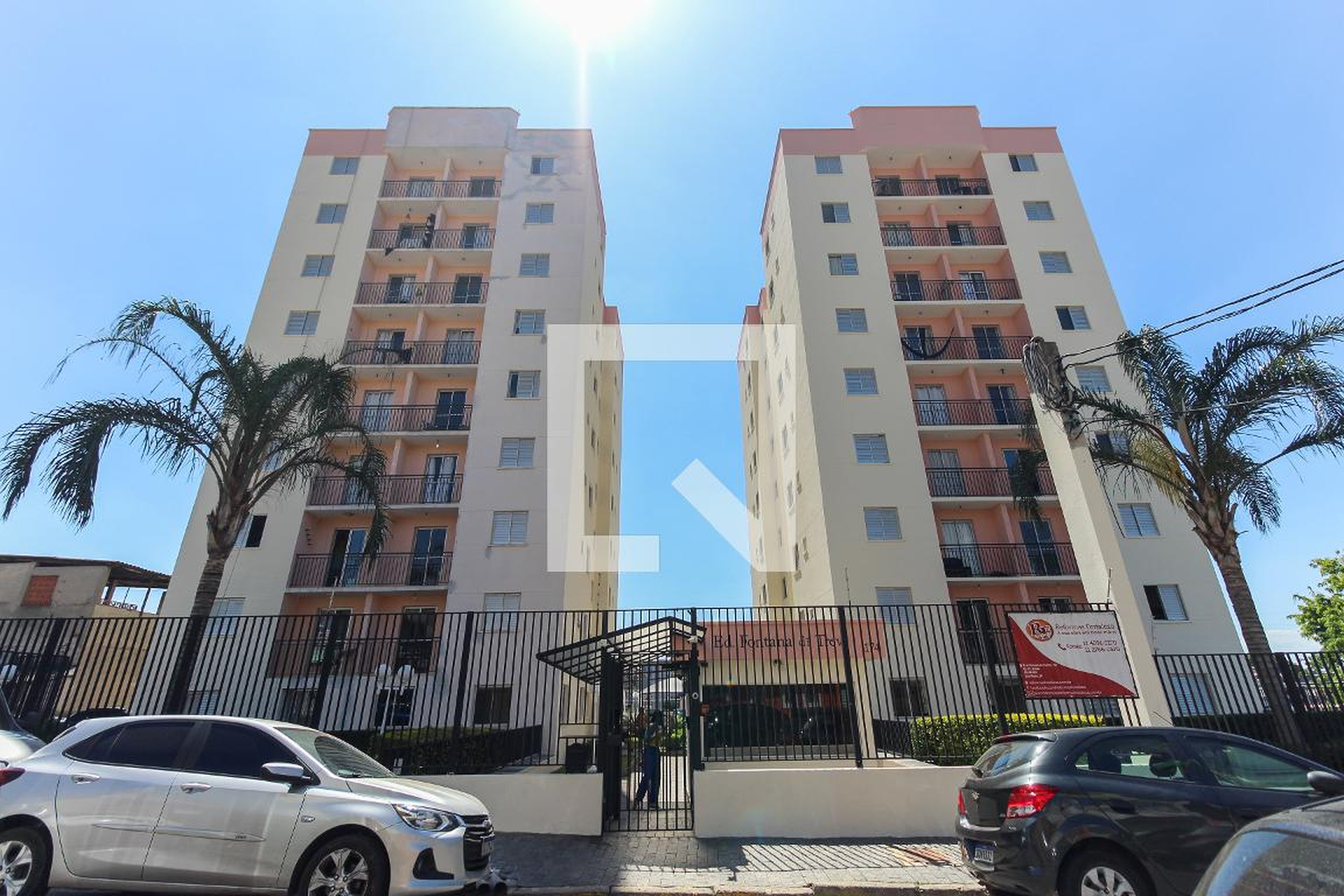 Fachada do Prédio Condomínio Ed. Fontana di Trevi