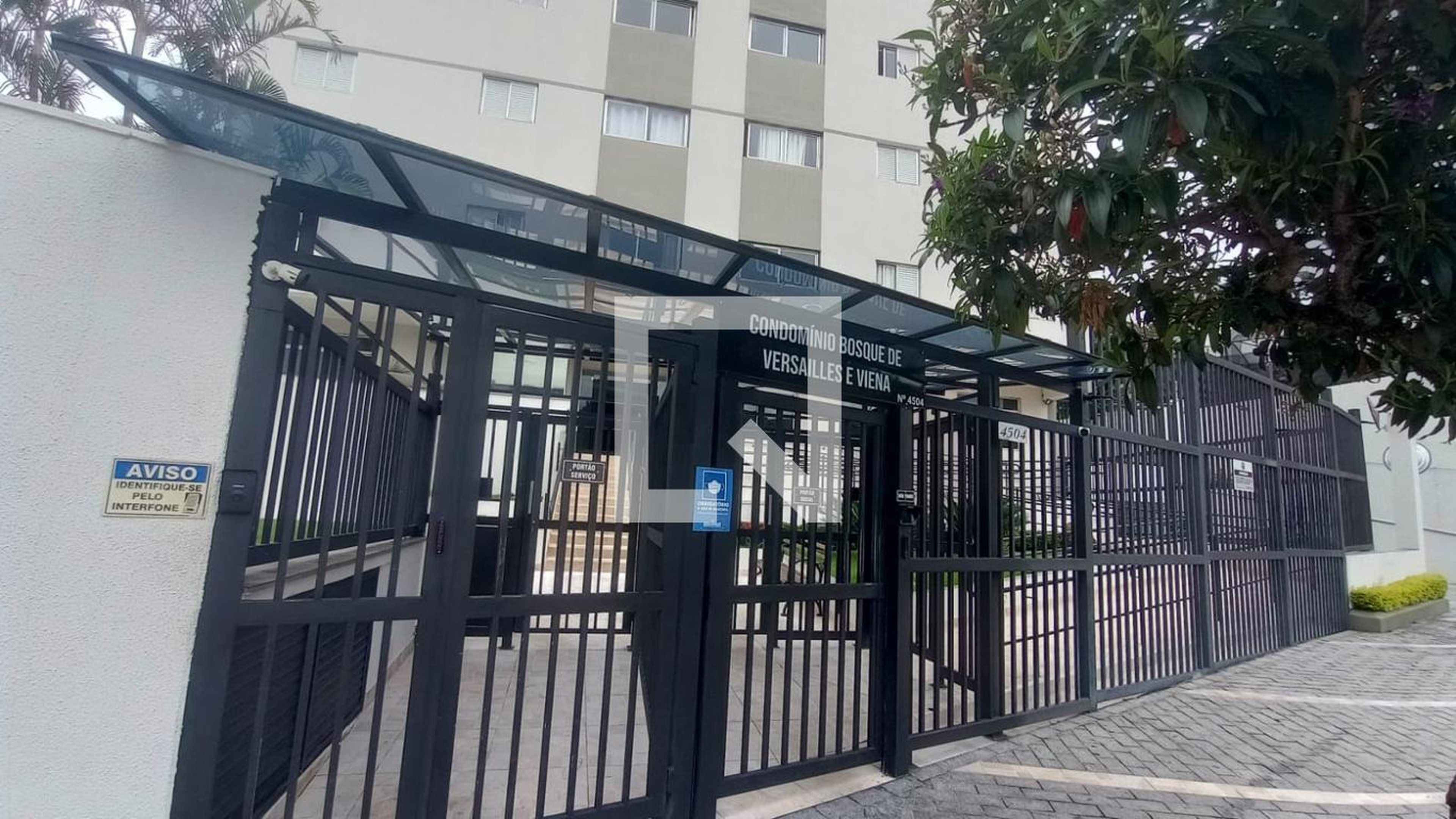 Fachada Condomínio Versalles e Viena