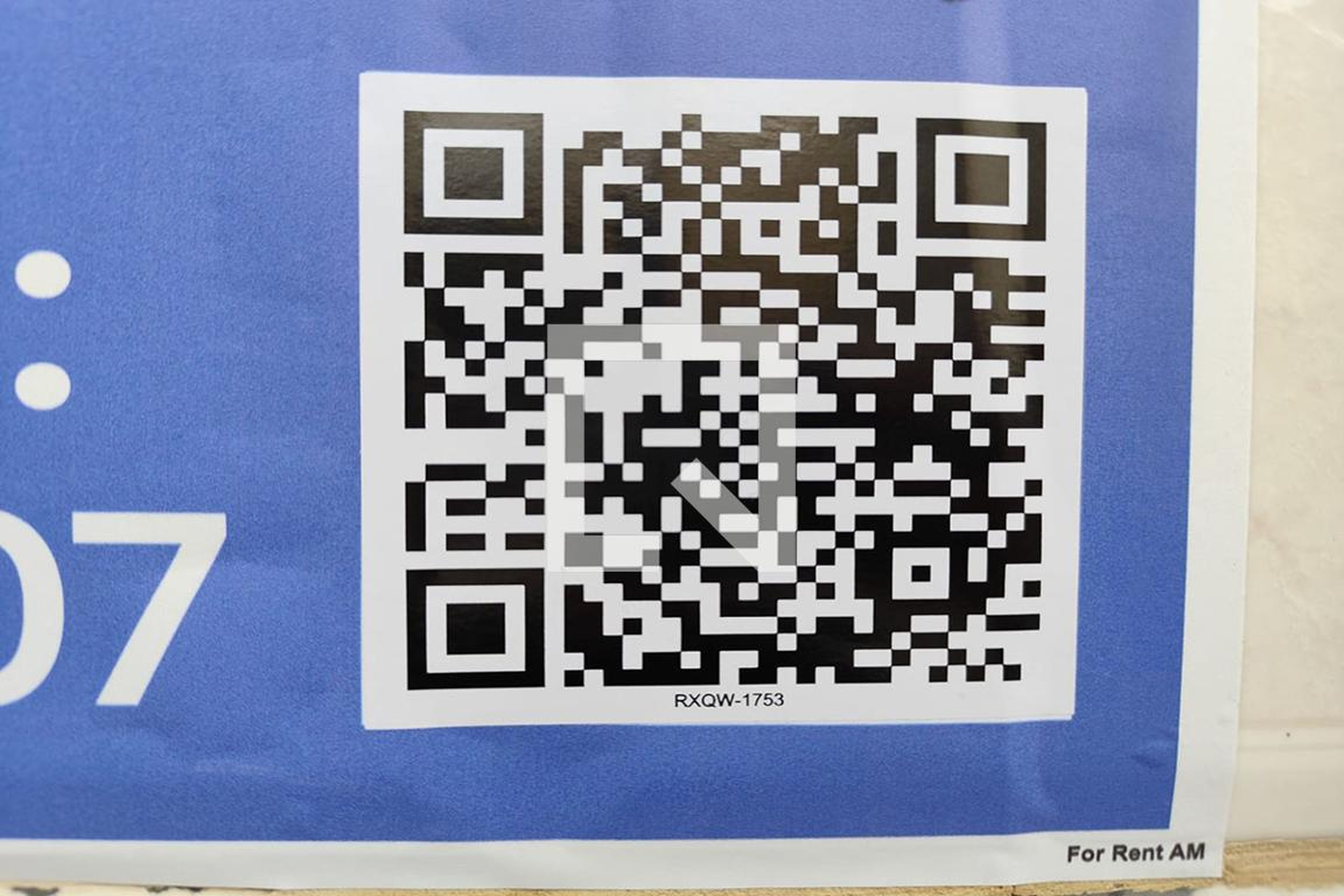 Fachada Condomínio em Rua Padre Vitor Mariano, 161