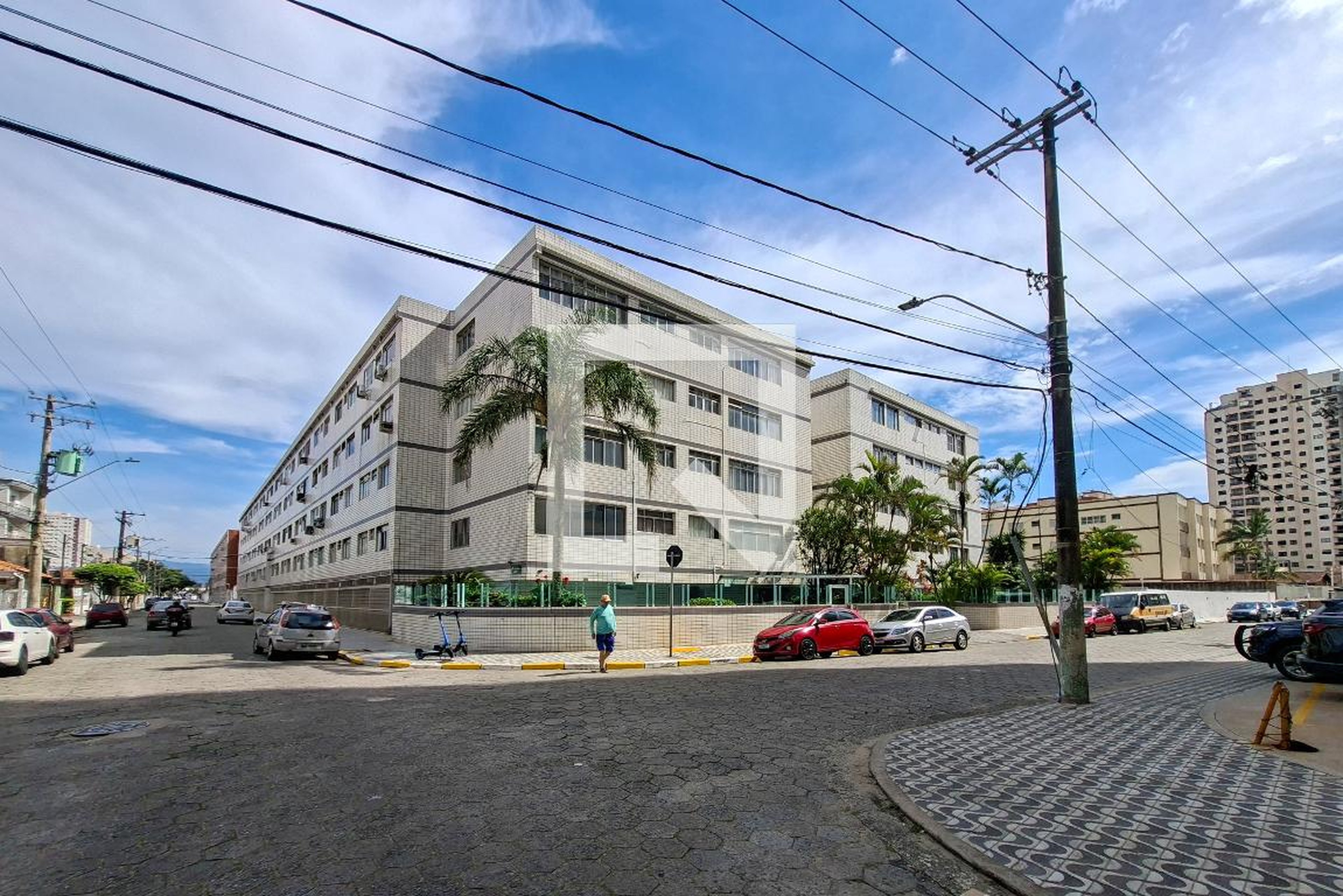 Fachada do Prédio Condomínio Parque Aquático