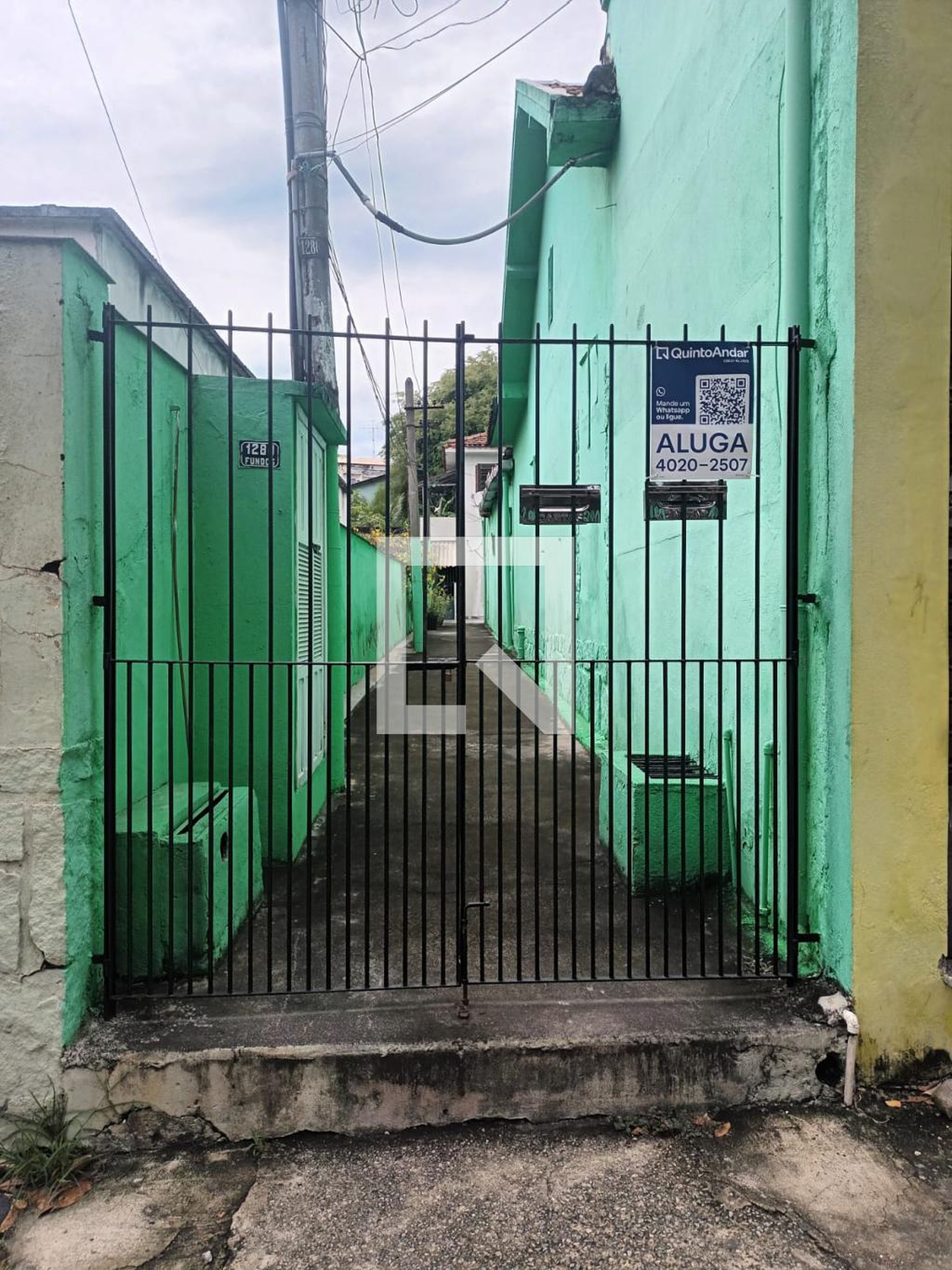 Fachada Condomínio em Rua Honório, 1280