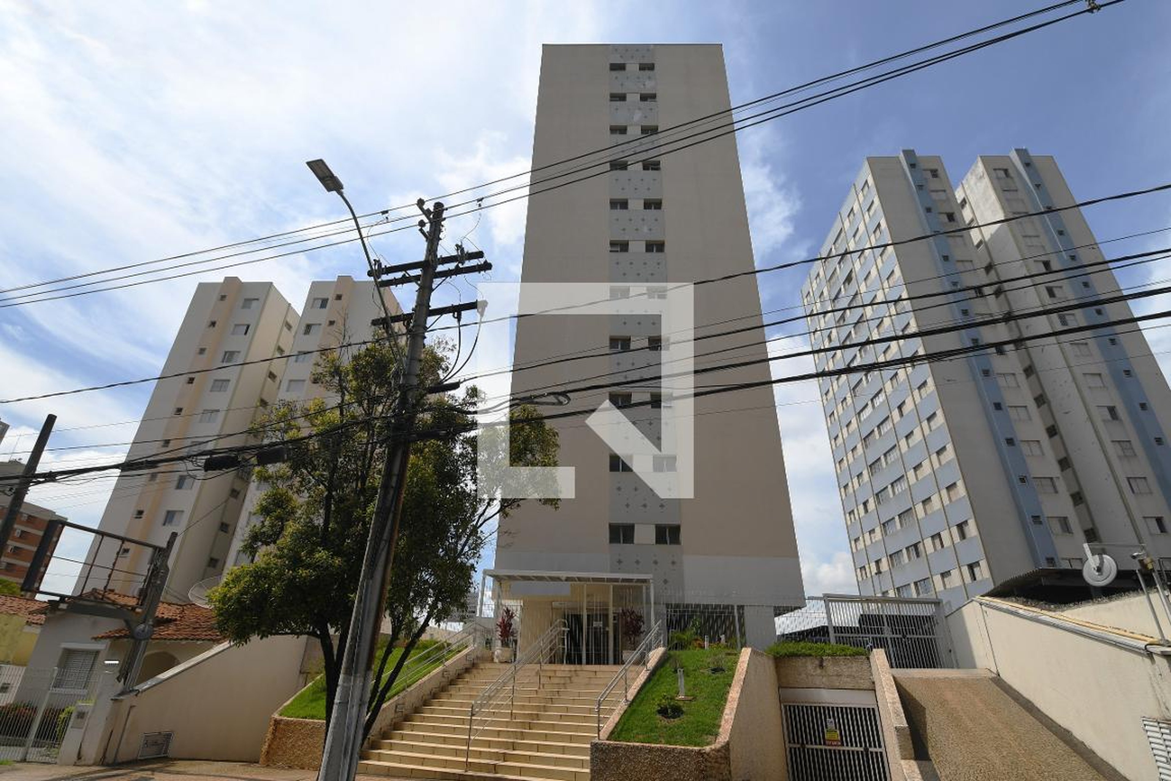 Fachada do Prédio Condomínio em Rua Uruguaiana, 1030