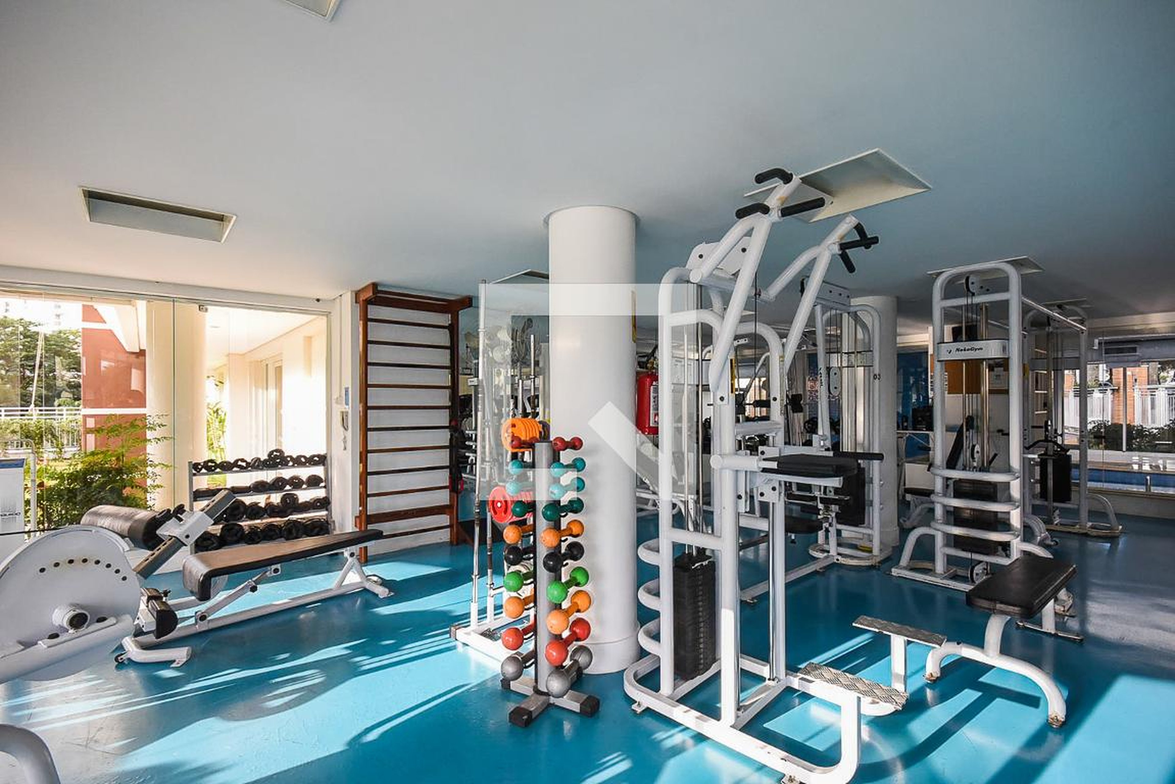 Academia - Edificio Aquarelle