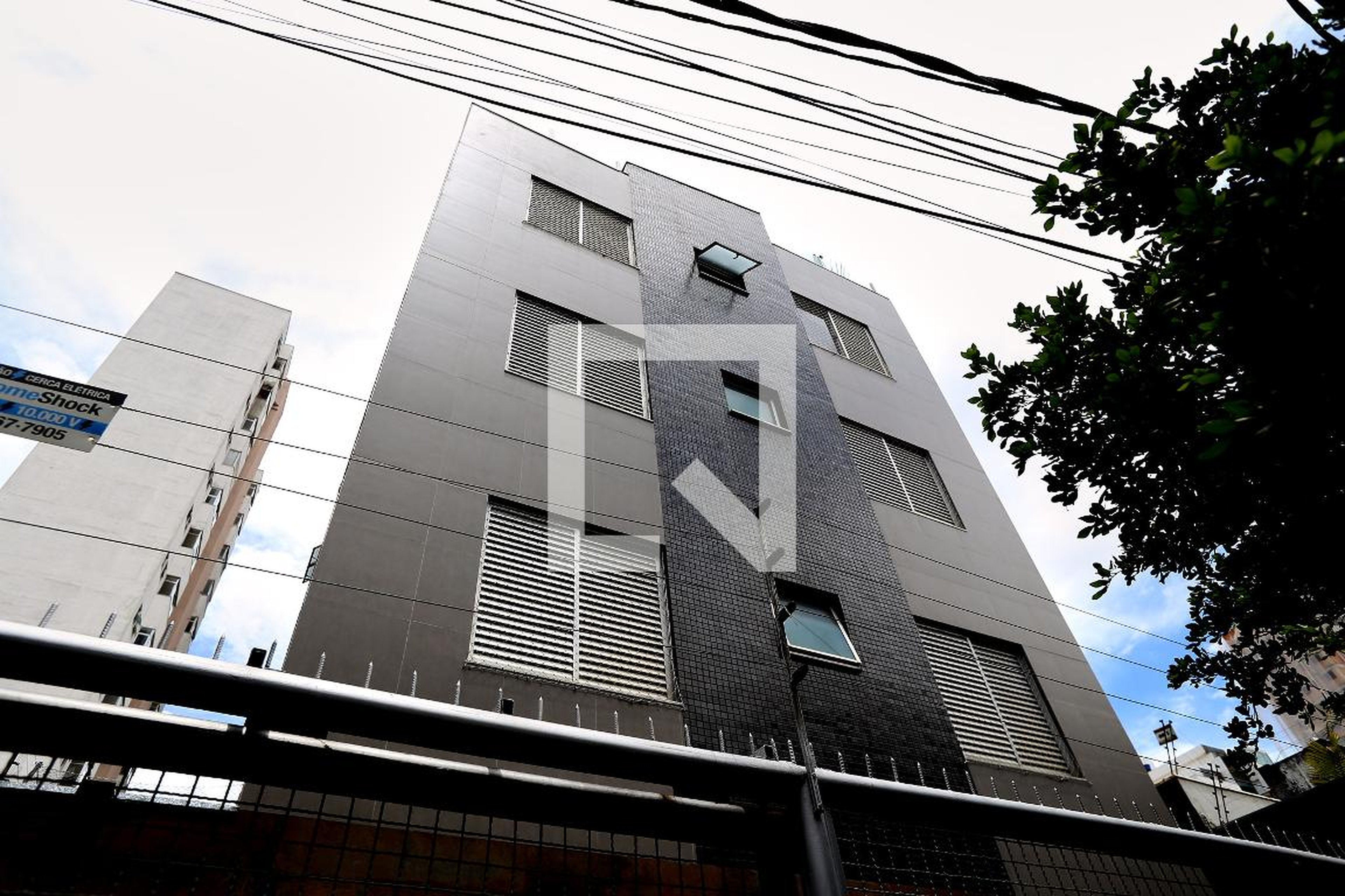 Fachada Condomínio em Rua Estados Unidos, 55