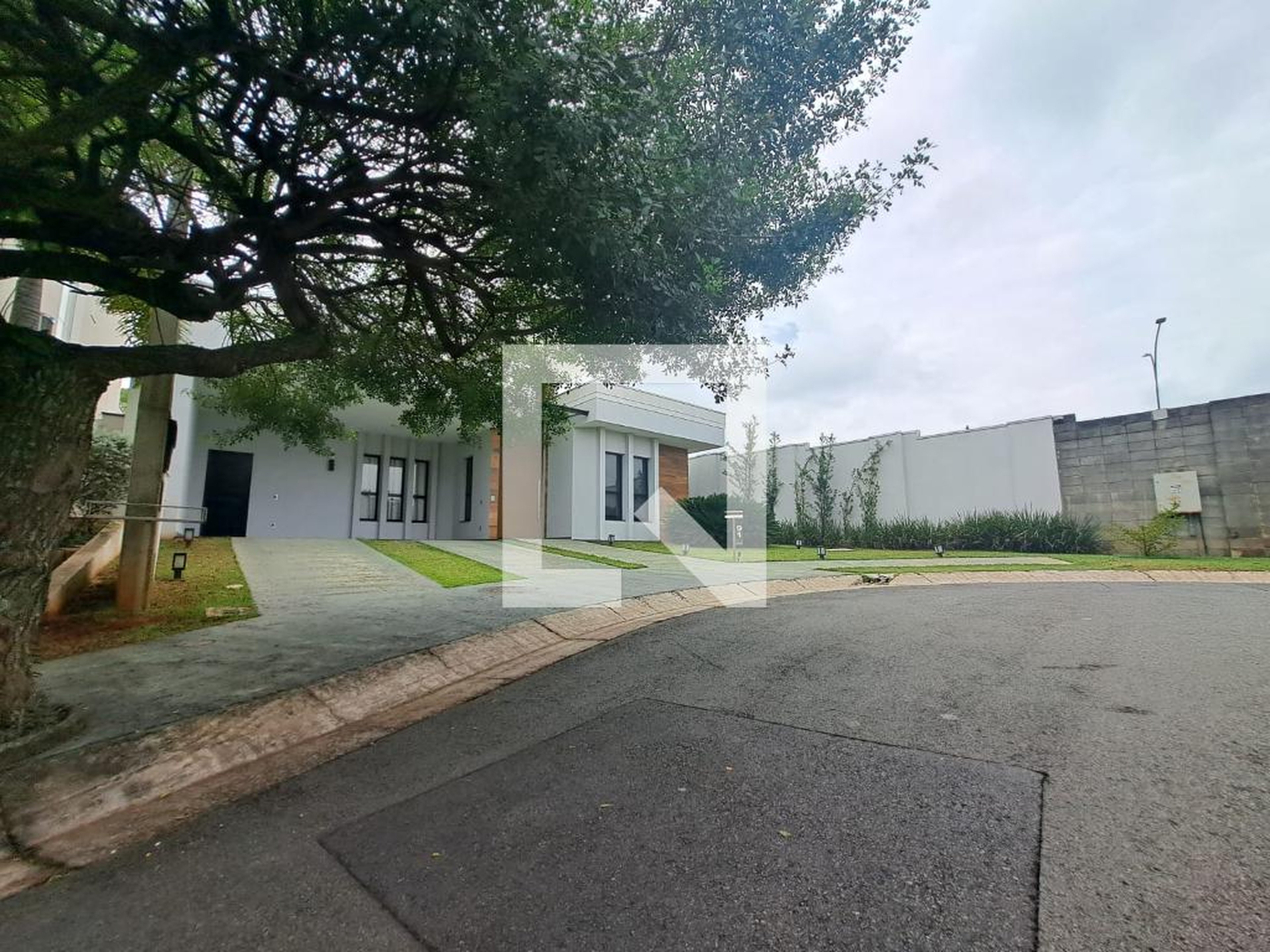 Fachada Condomínio em Rua João Zeferino Cardoso Neto, 91