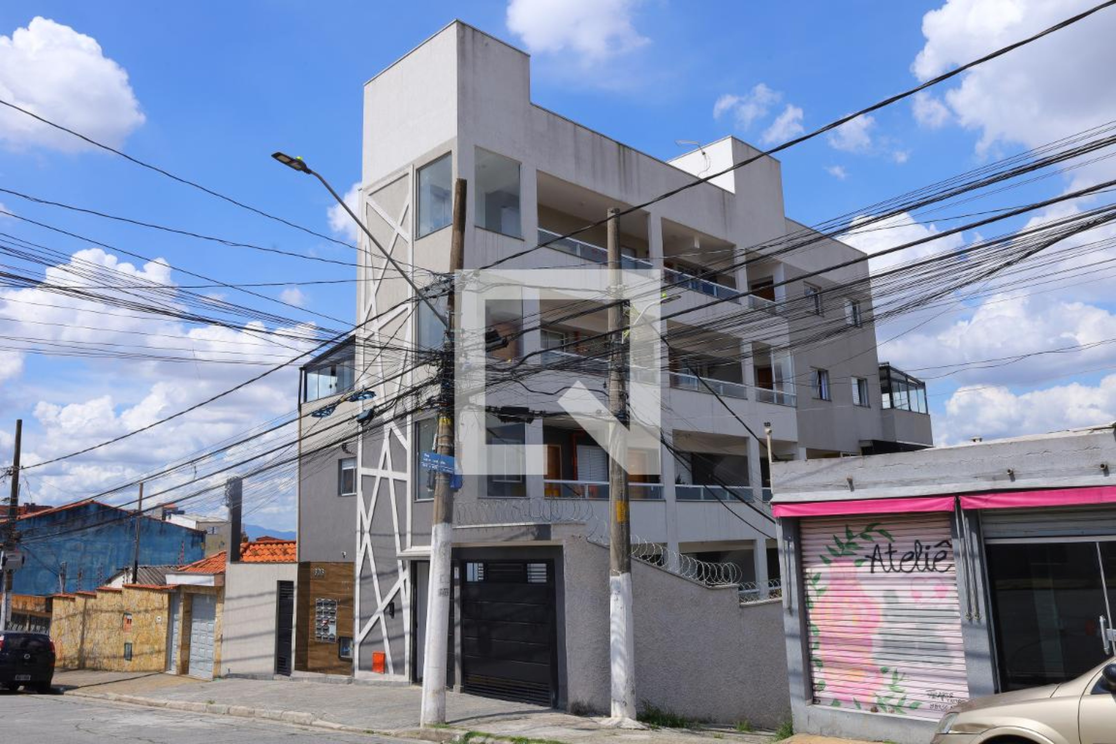 Fachada do prédio Condomínio em Rua Cabo Joel Leite, 606