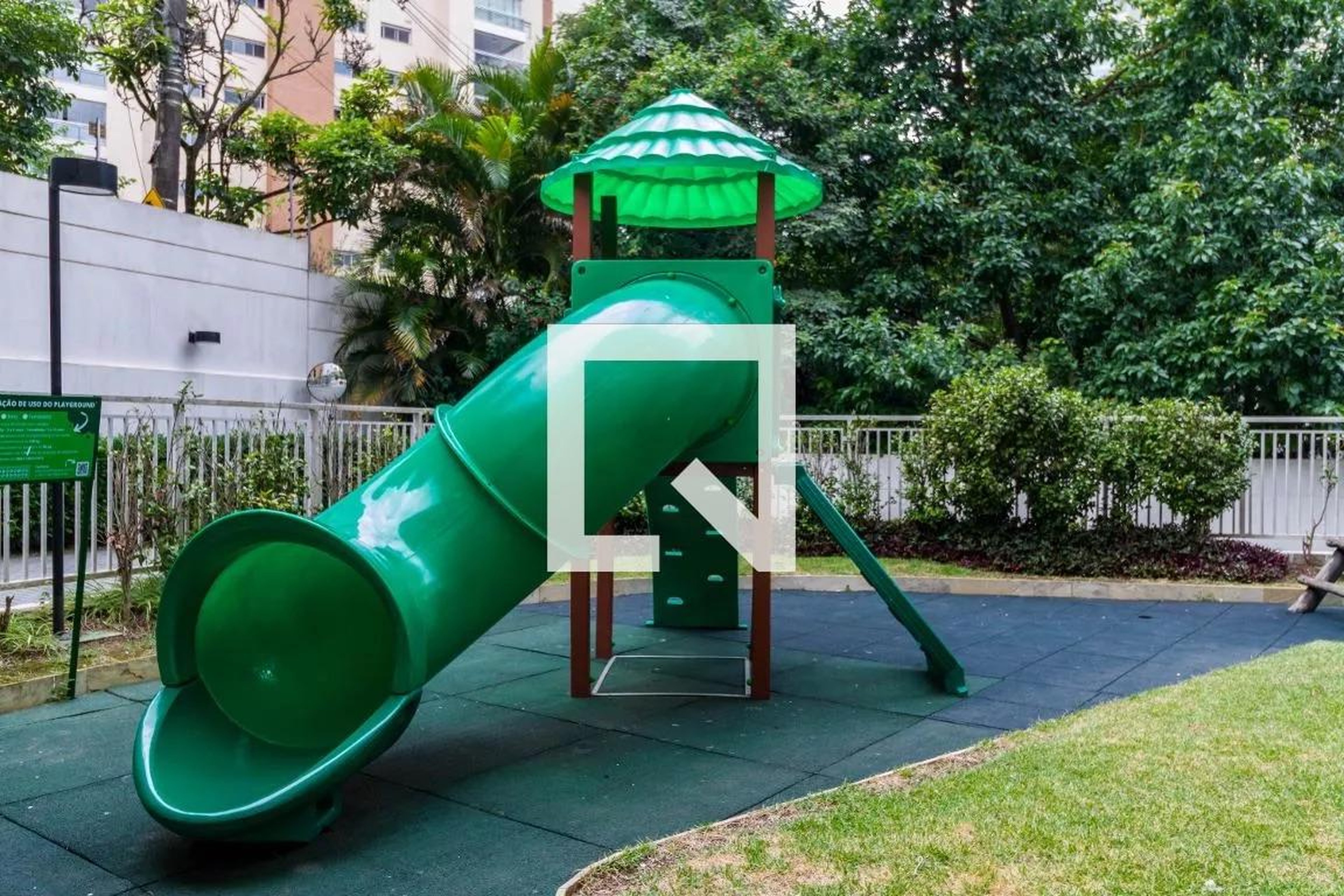 Playground - Refugio da Mata