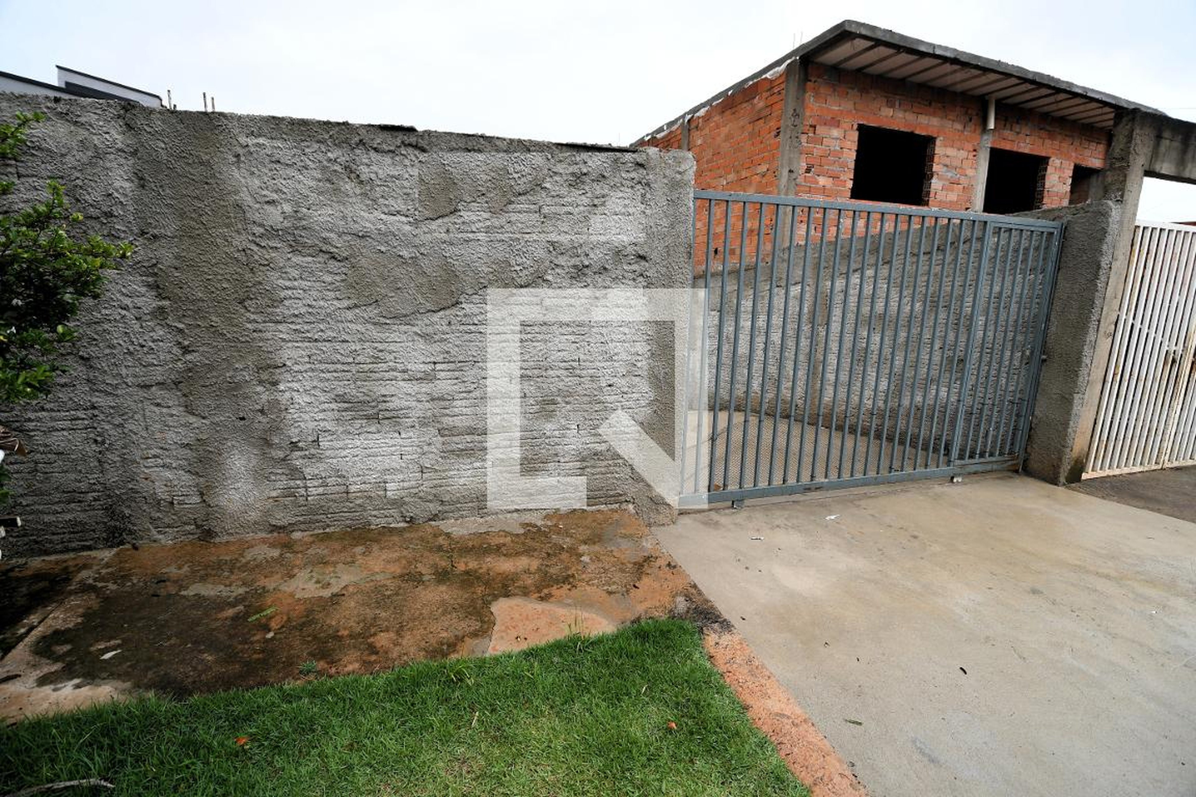 Fachada Condomínio em Rua Ana de Nazaré Cavaleira, 216