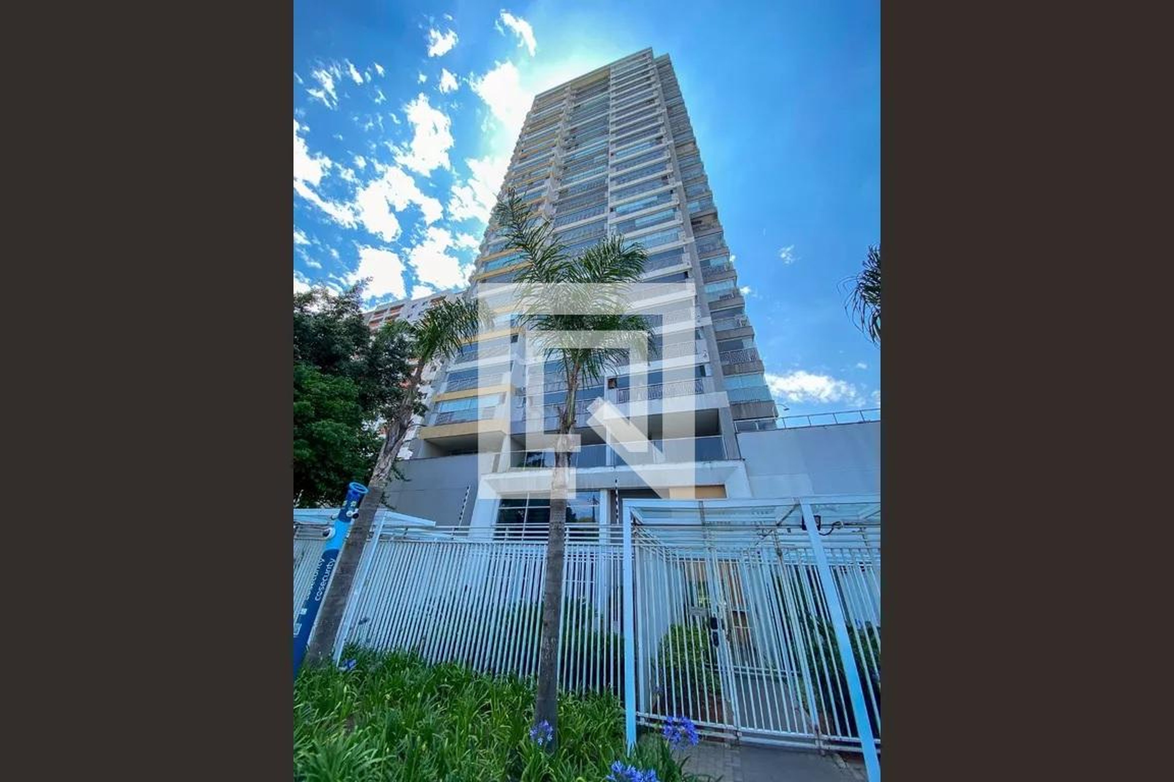 Fachada Condomínio Square Choice