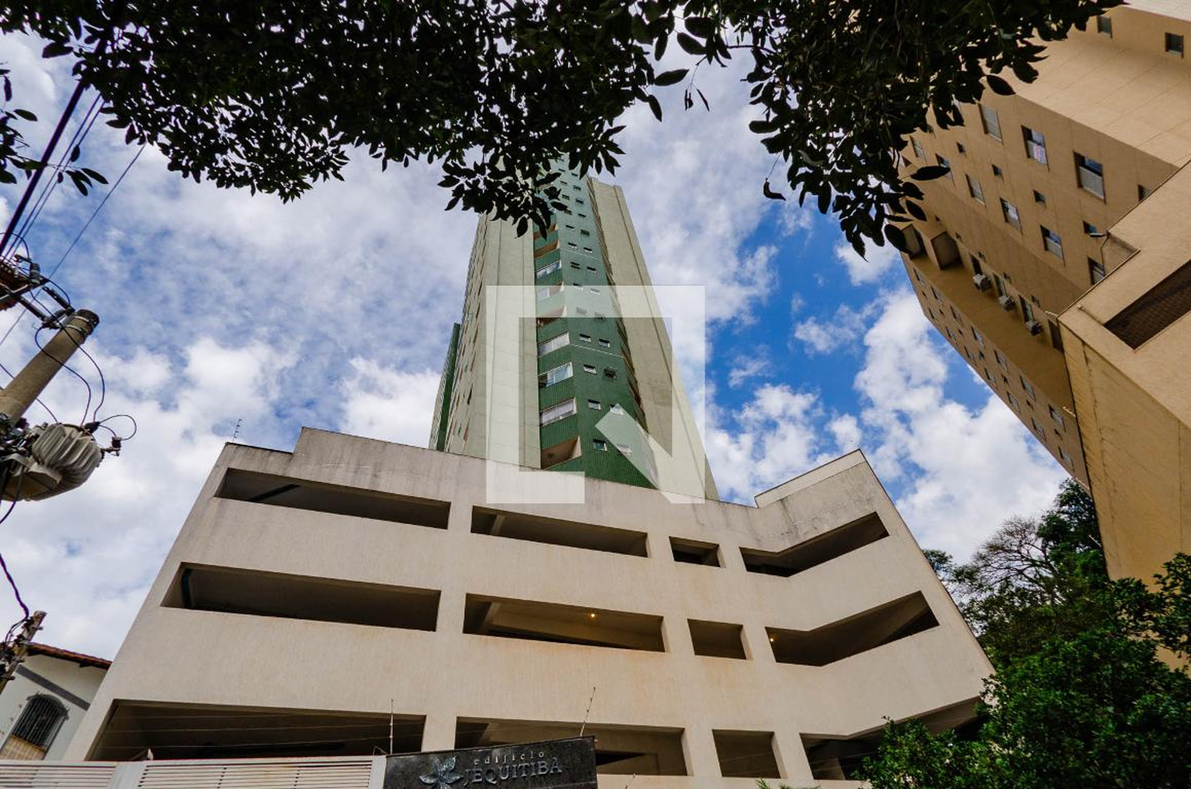 Fachada Condomínio Jequitibá