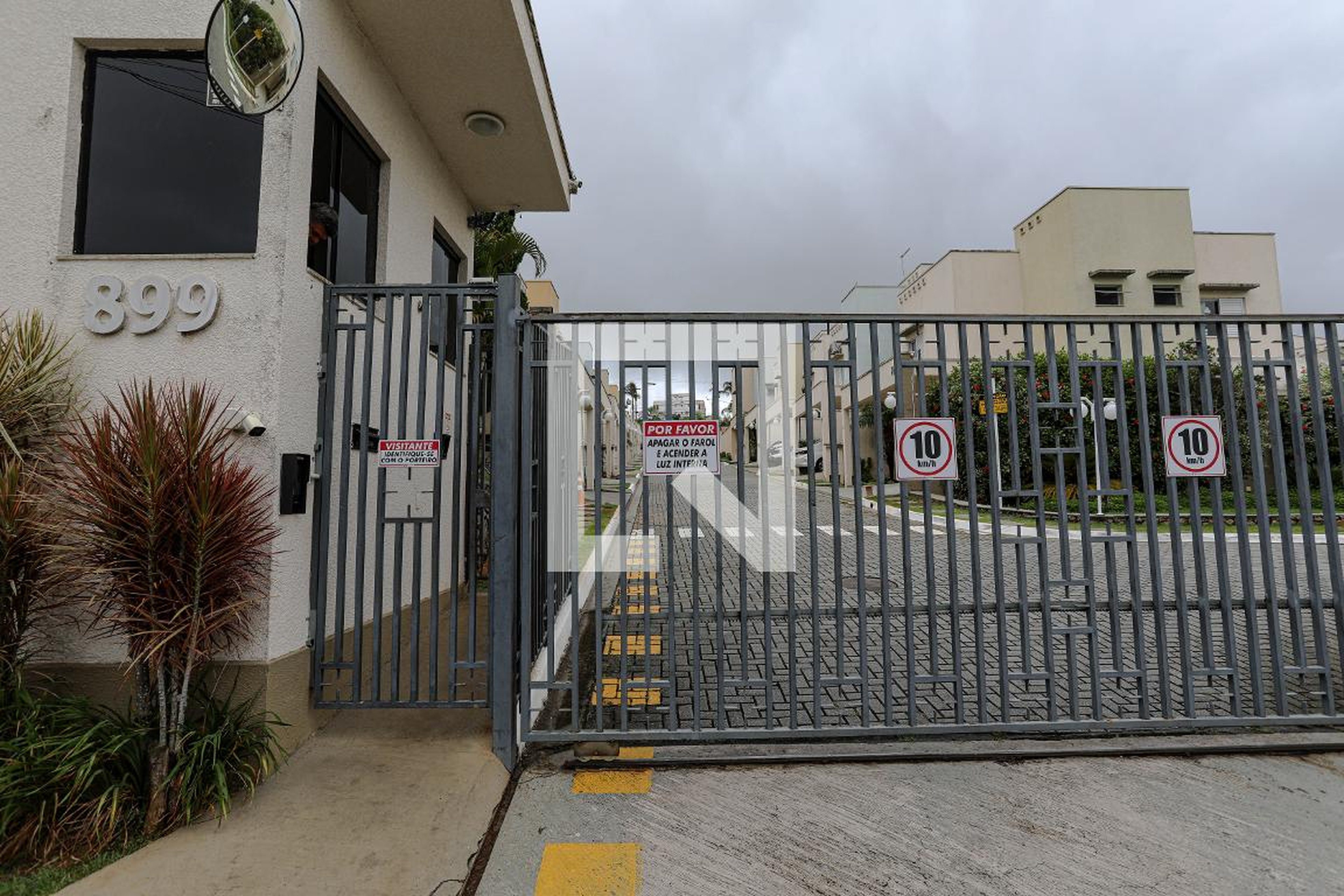 Fachada Condomínio Mogi Hills 4