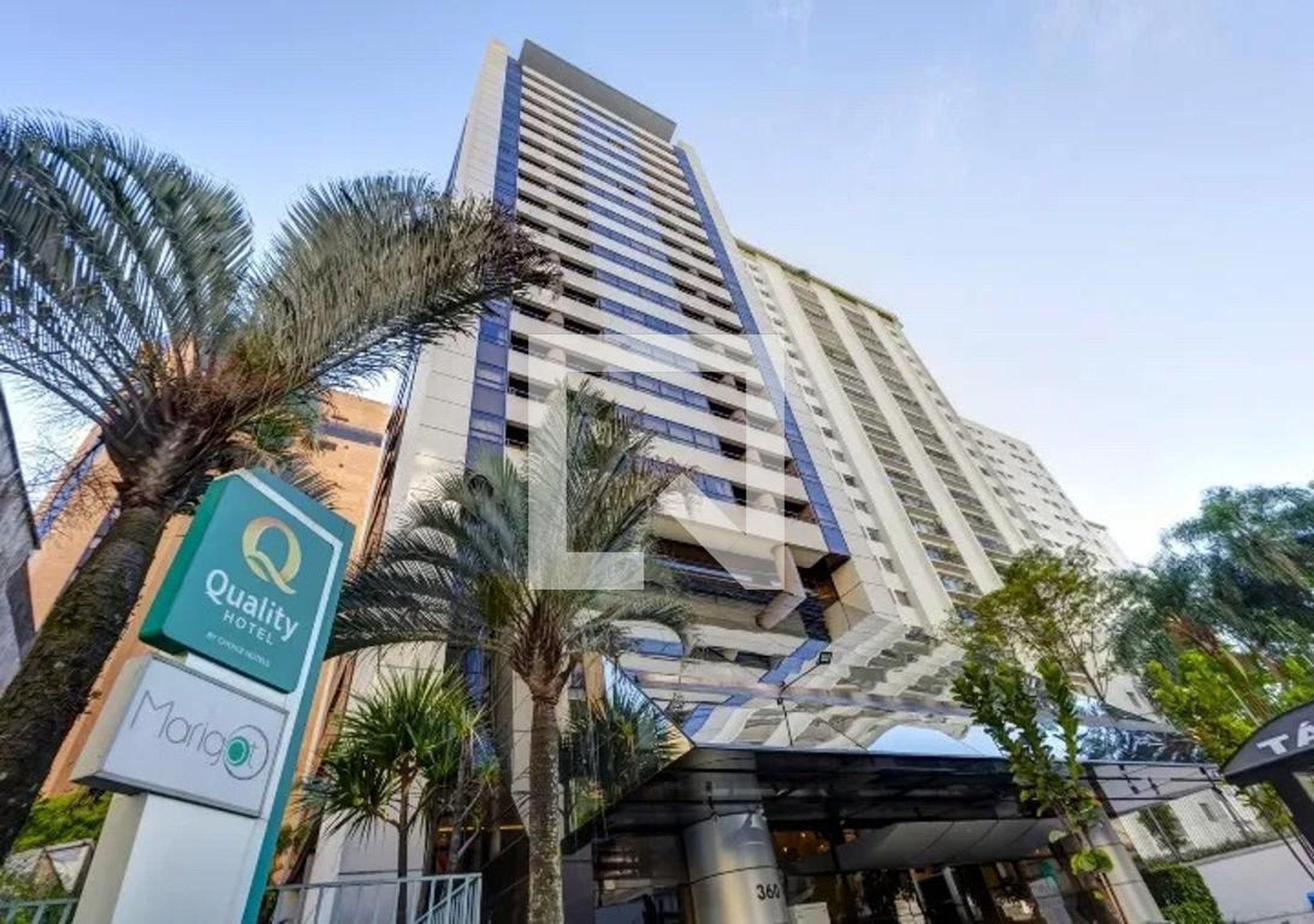 Fachada Condomínio em Alameda Lorena, 342