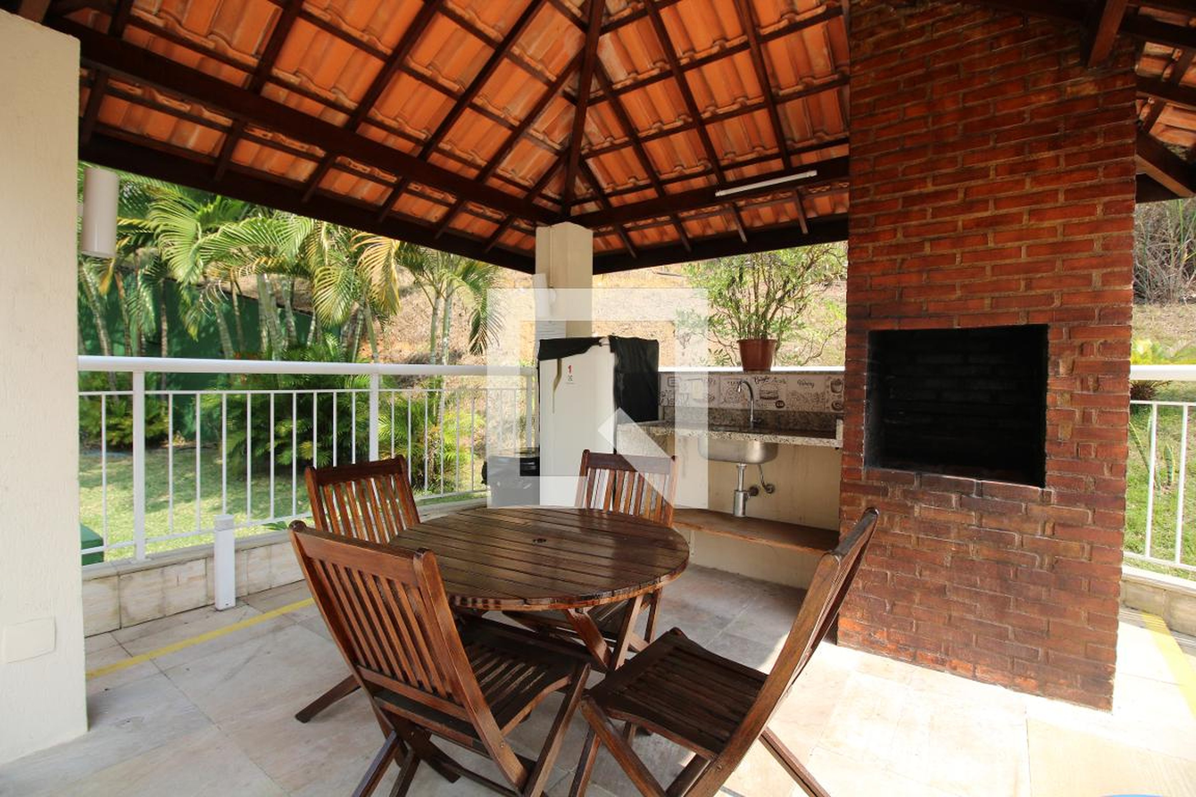 Churrasqueira - Casas Jardim Residencial