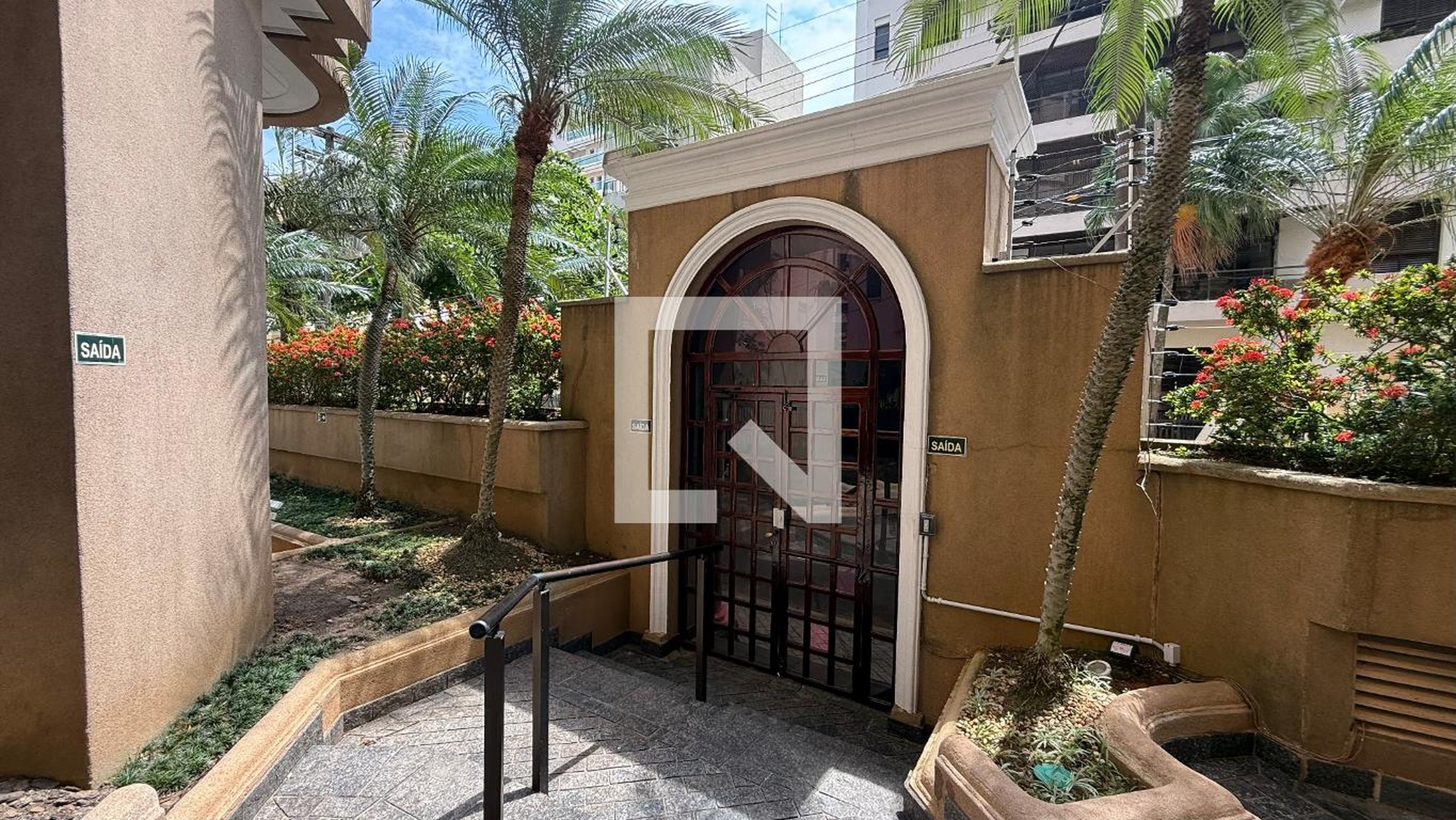 Fachada Edifício Pontal da Barra