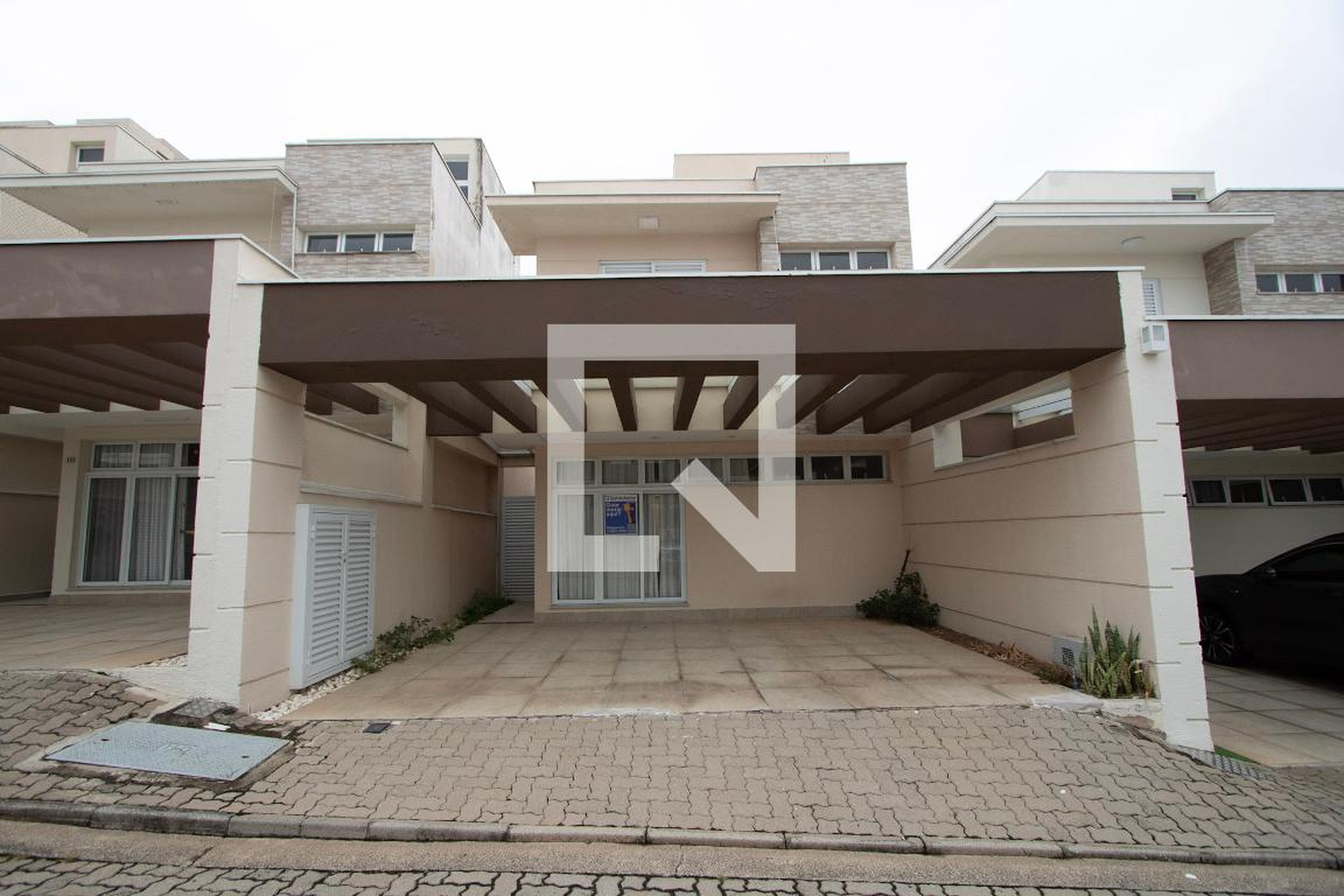 Fachada Condomínio Vila Hayman