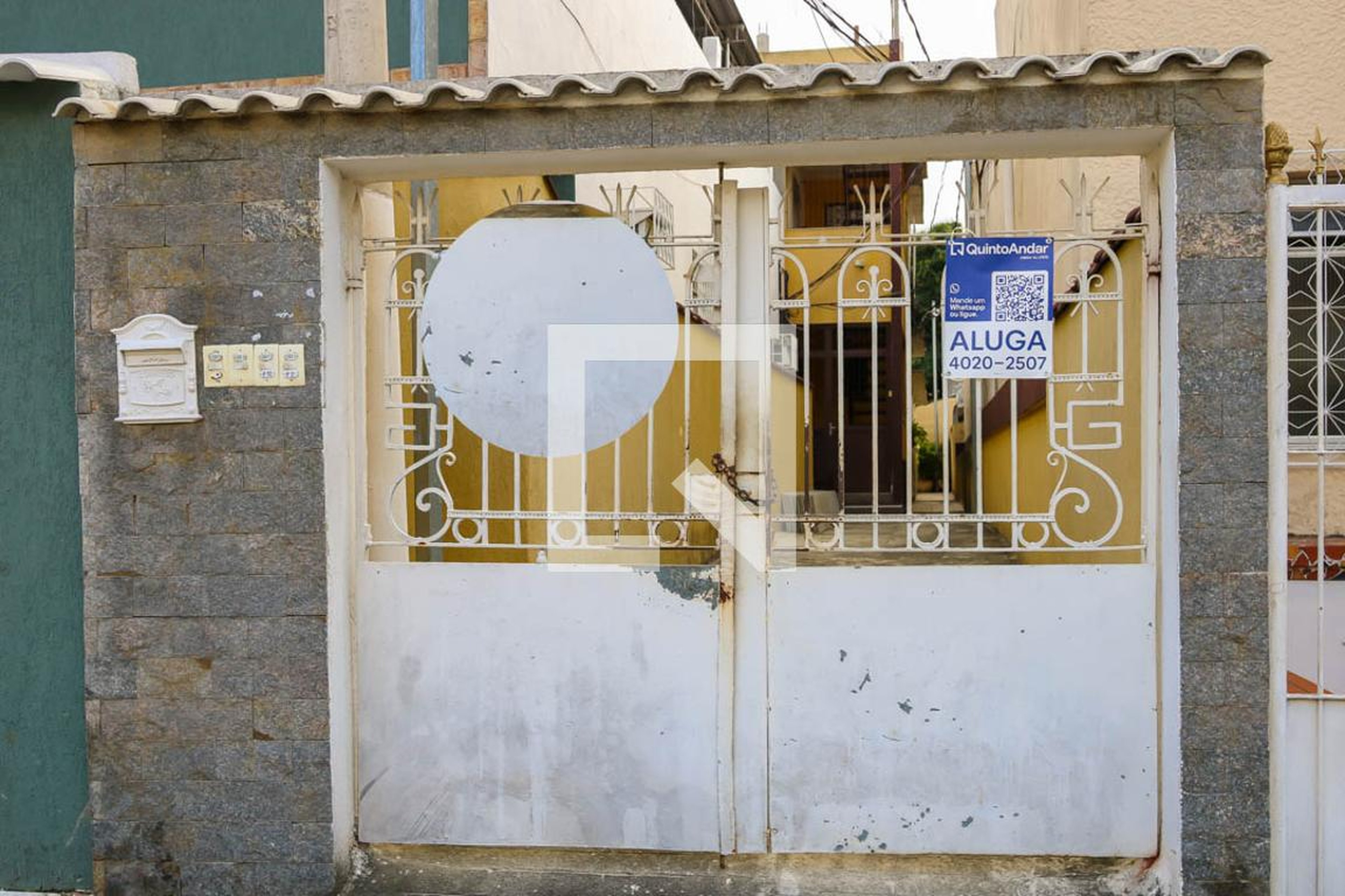 Fachada Condomínio em Rua Teresa Cavalcante, 12