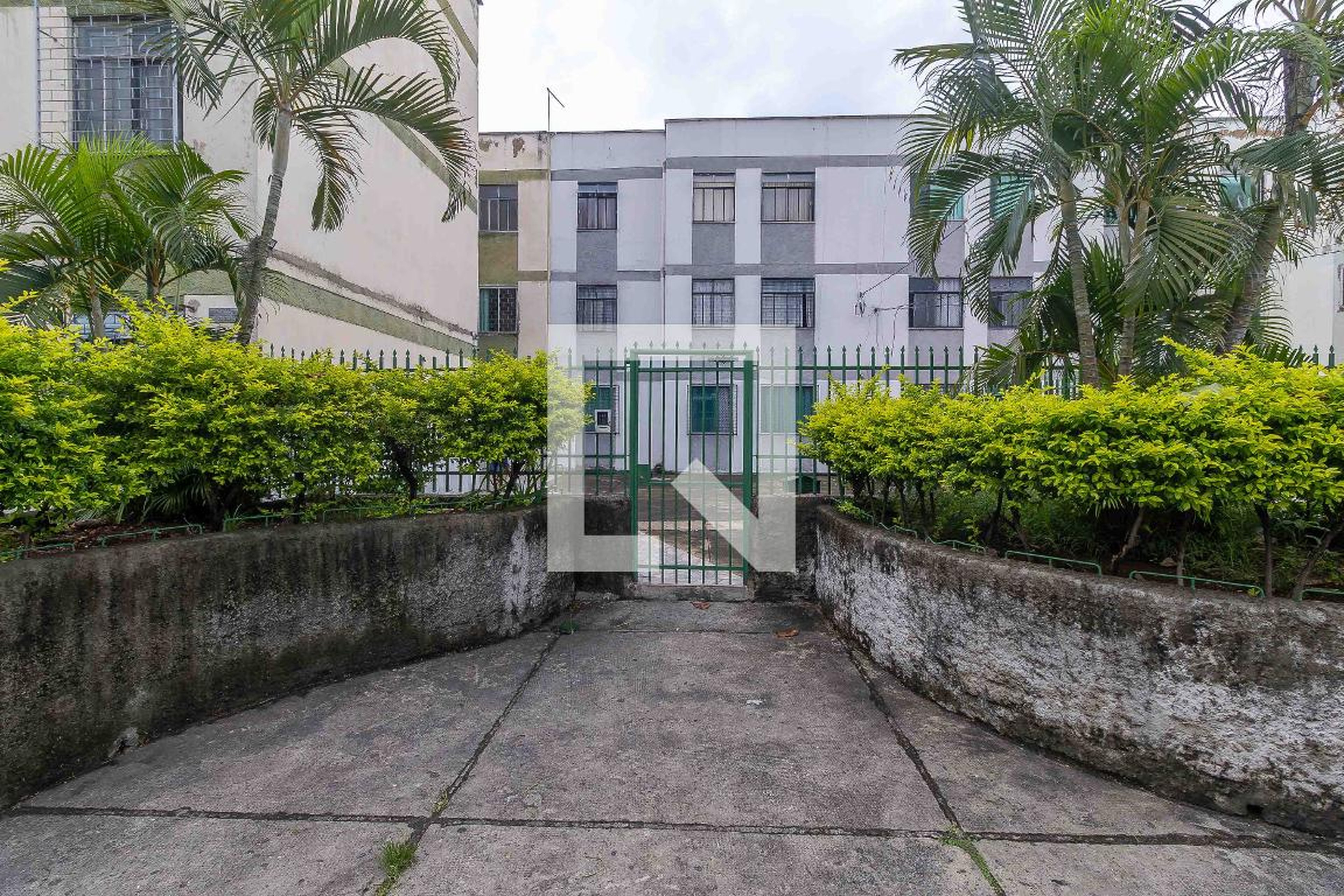 Fachada Condomínio em Avenida Doutor Cristiano Guimarães, 195