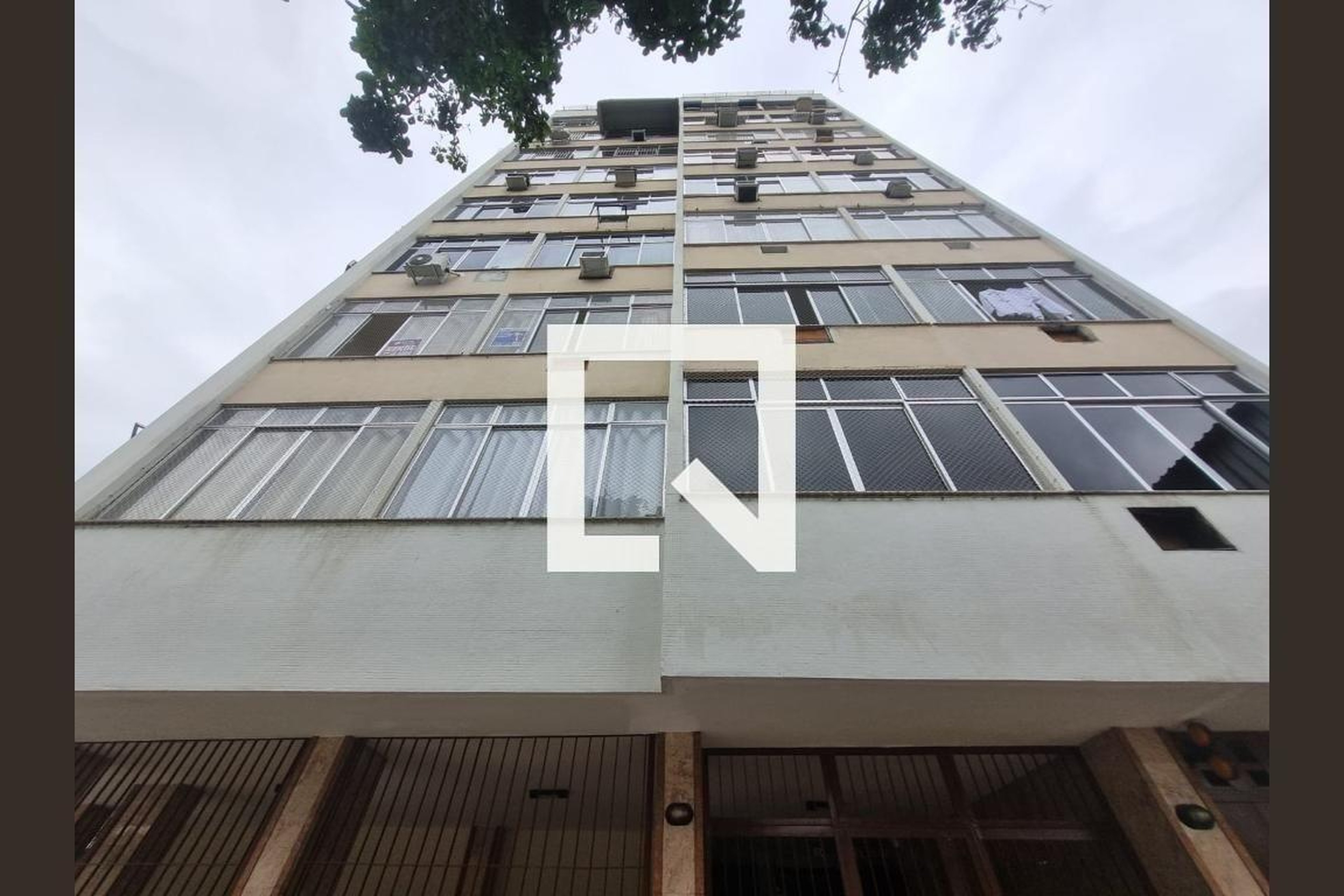 Fachada Condomínio Del Nino