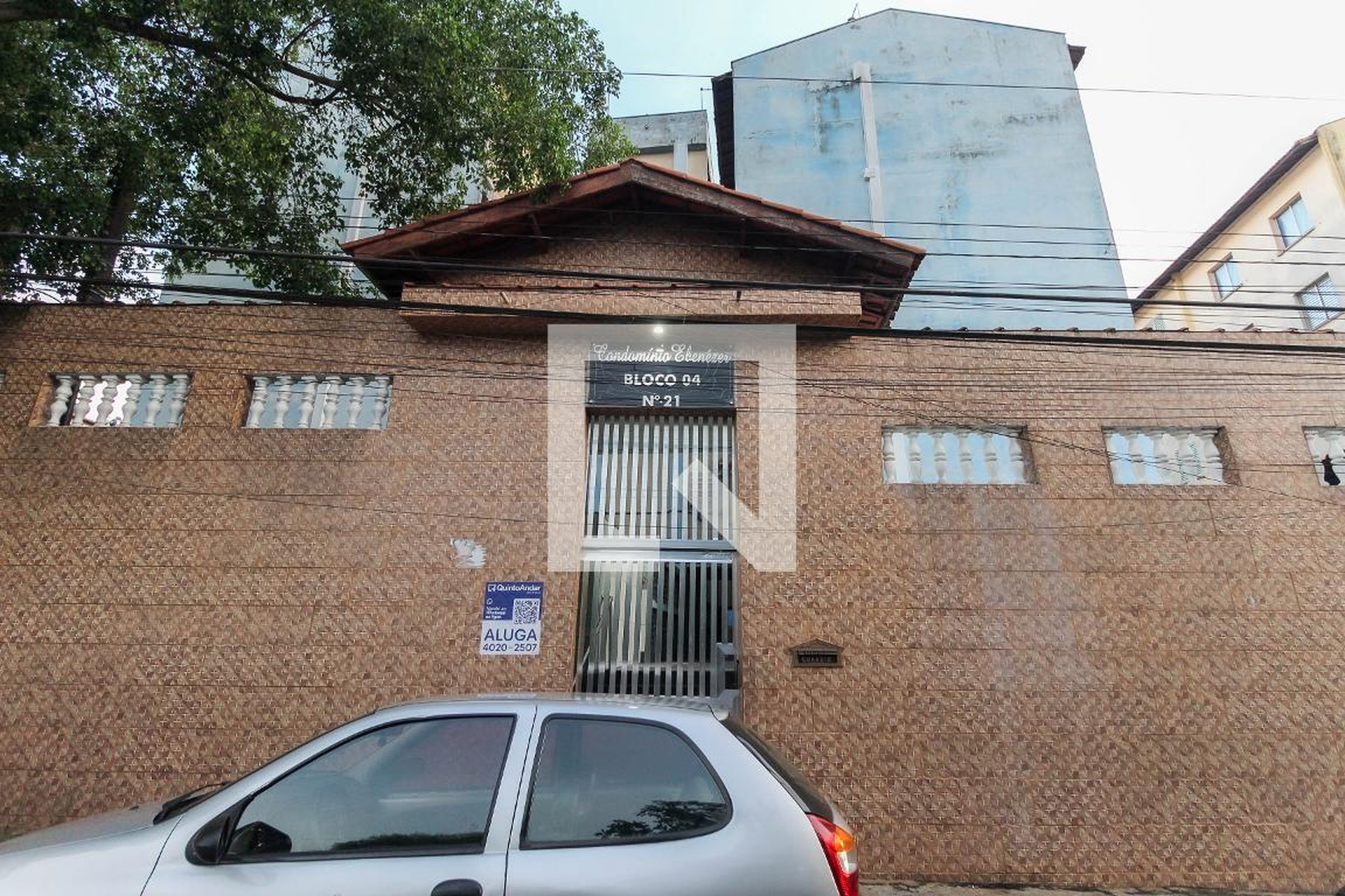 Fachada do Prédio Condomínio em Rua Francisco José Alves, 21