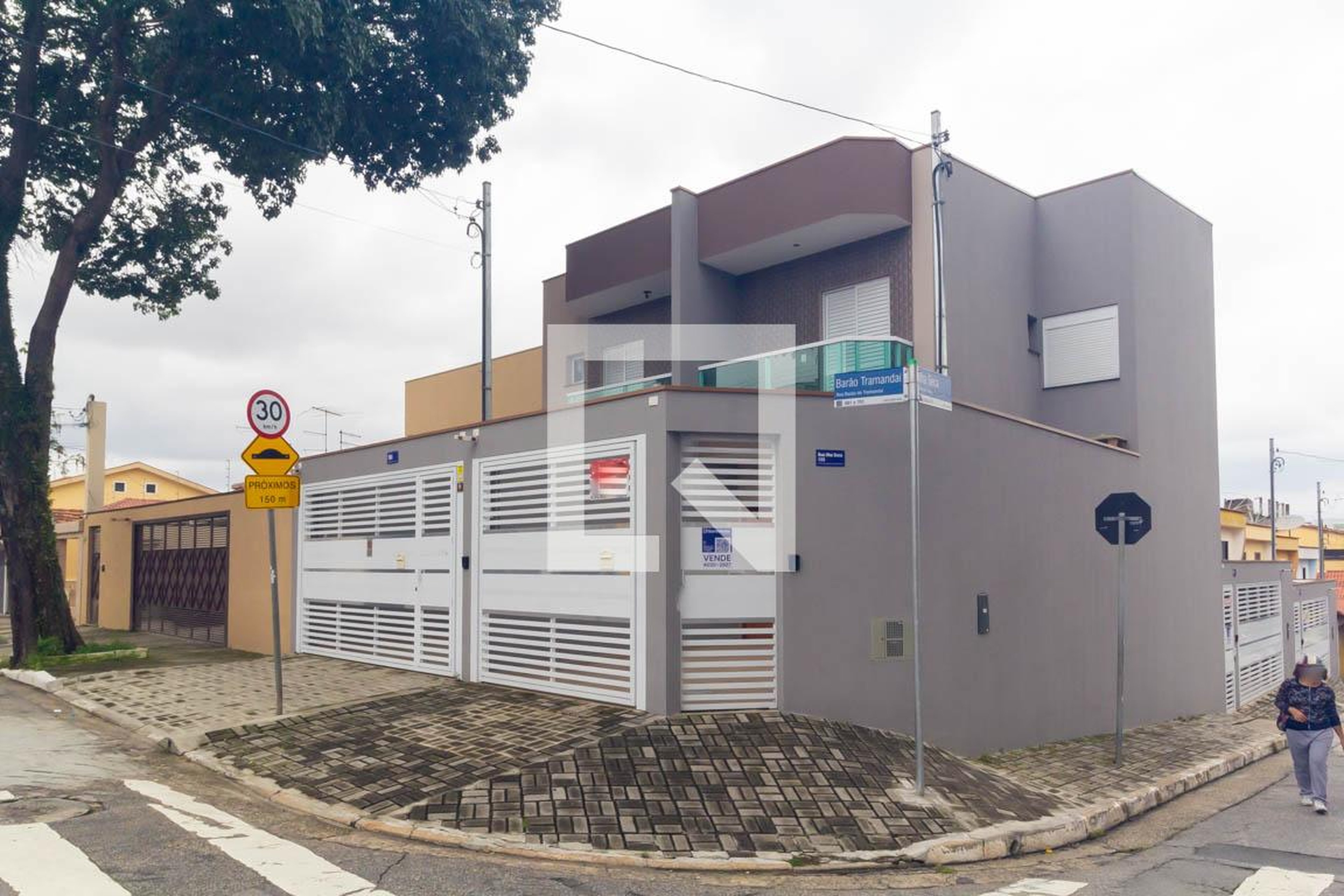 Fachada Condomínio em Rua Ilha Seca, 137