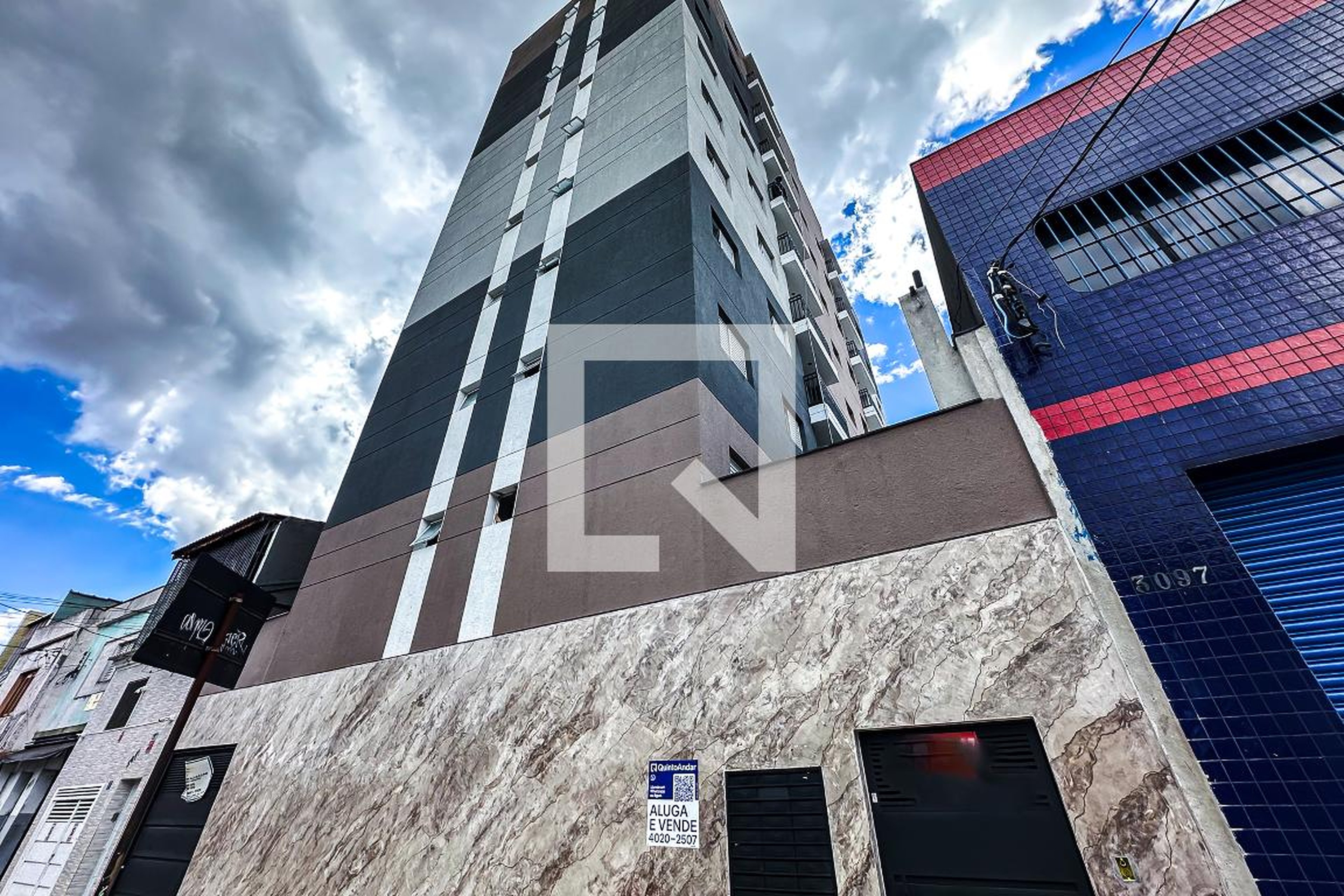 Fachada Condomínio em Rua Visconde de Parnaíba, 3079