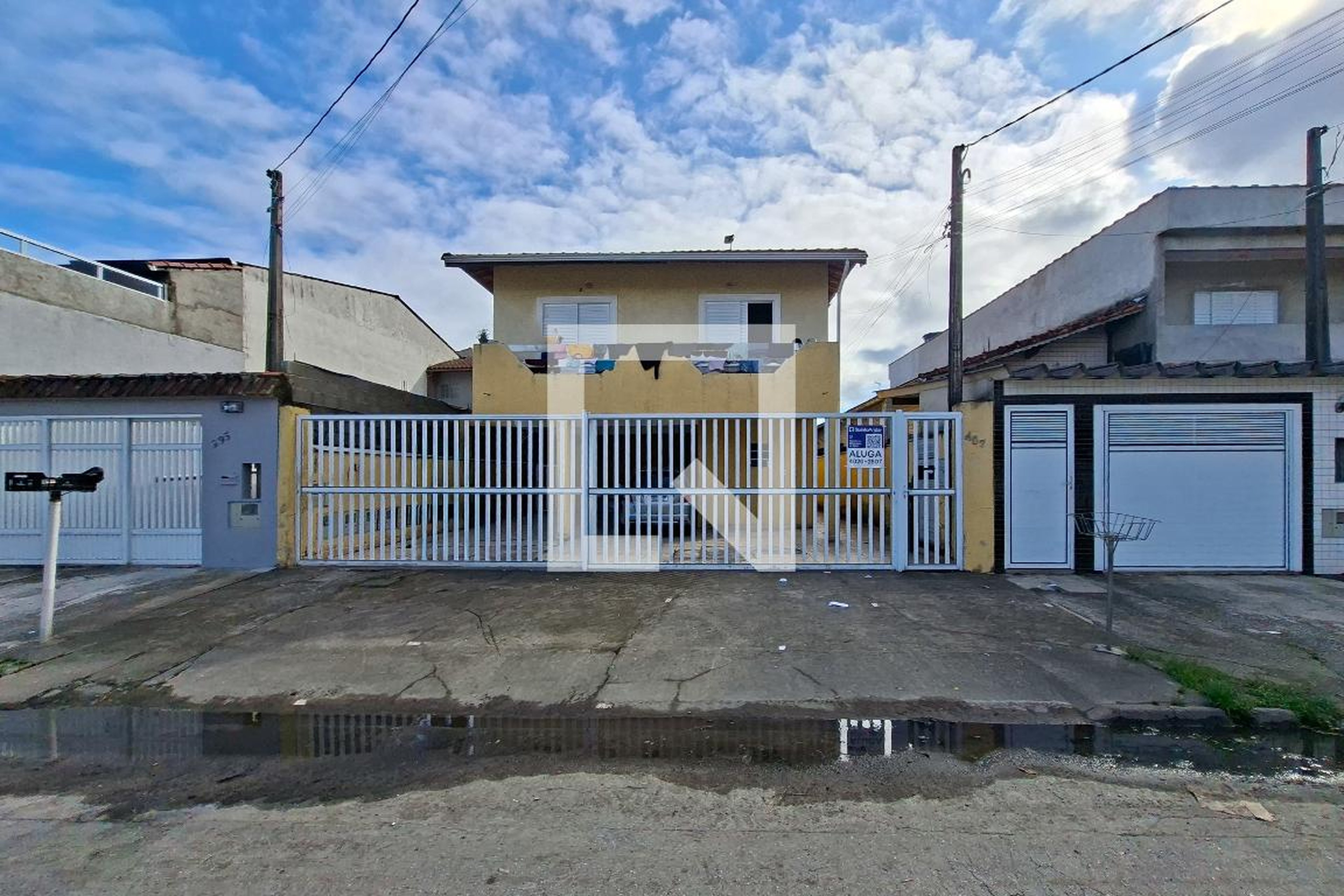 Fachada Condomínio em Rua Vergilio Gabriel de Siqueira, 407