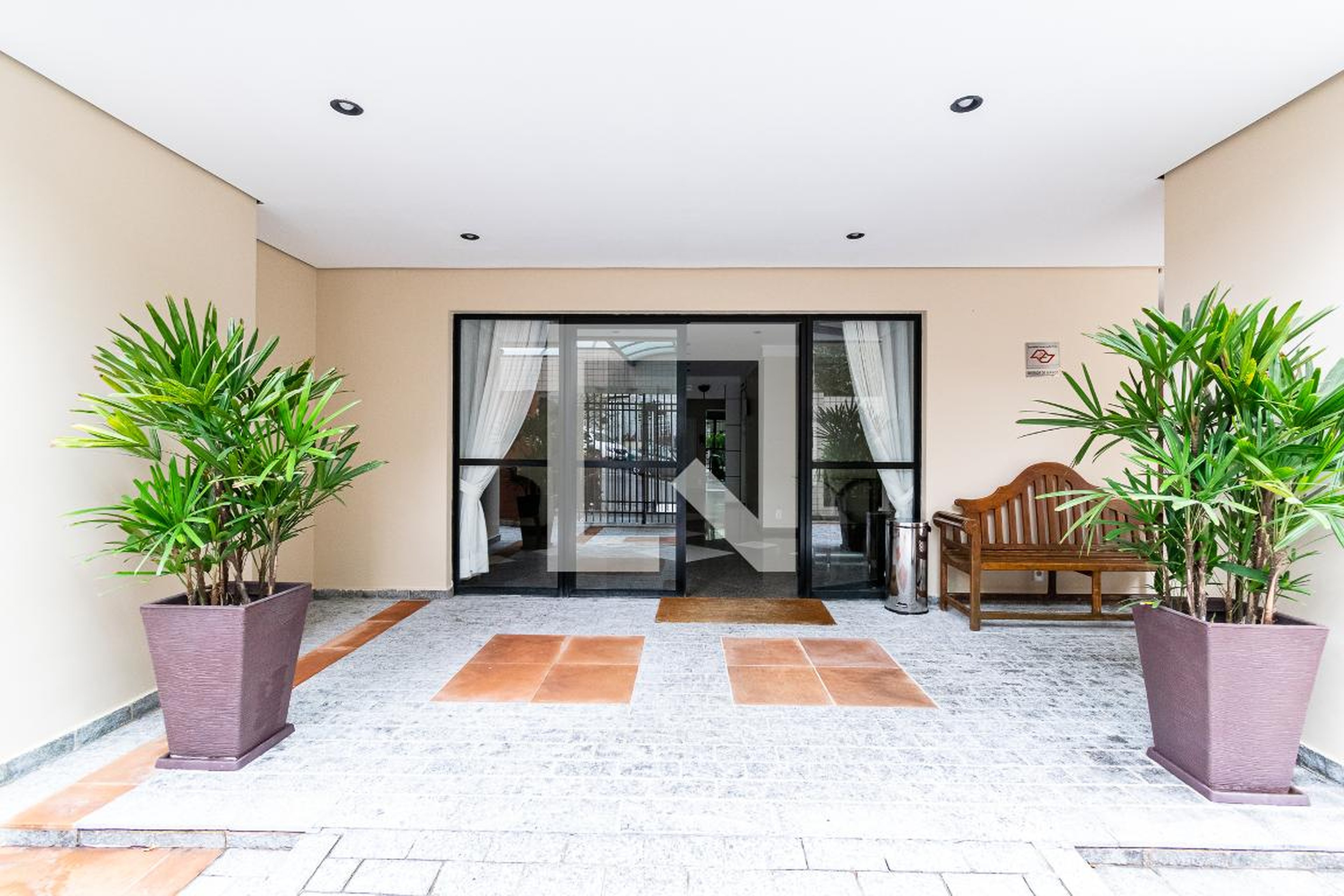 Entrada - Edifício Ville France