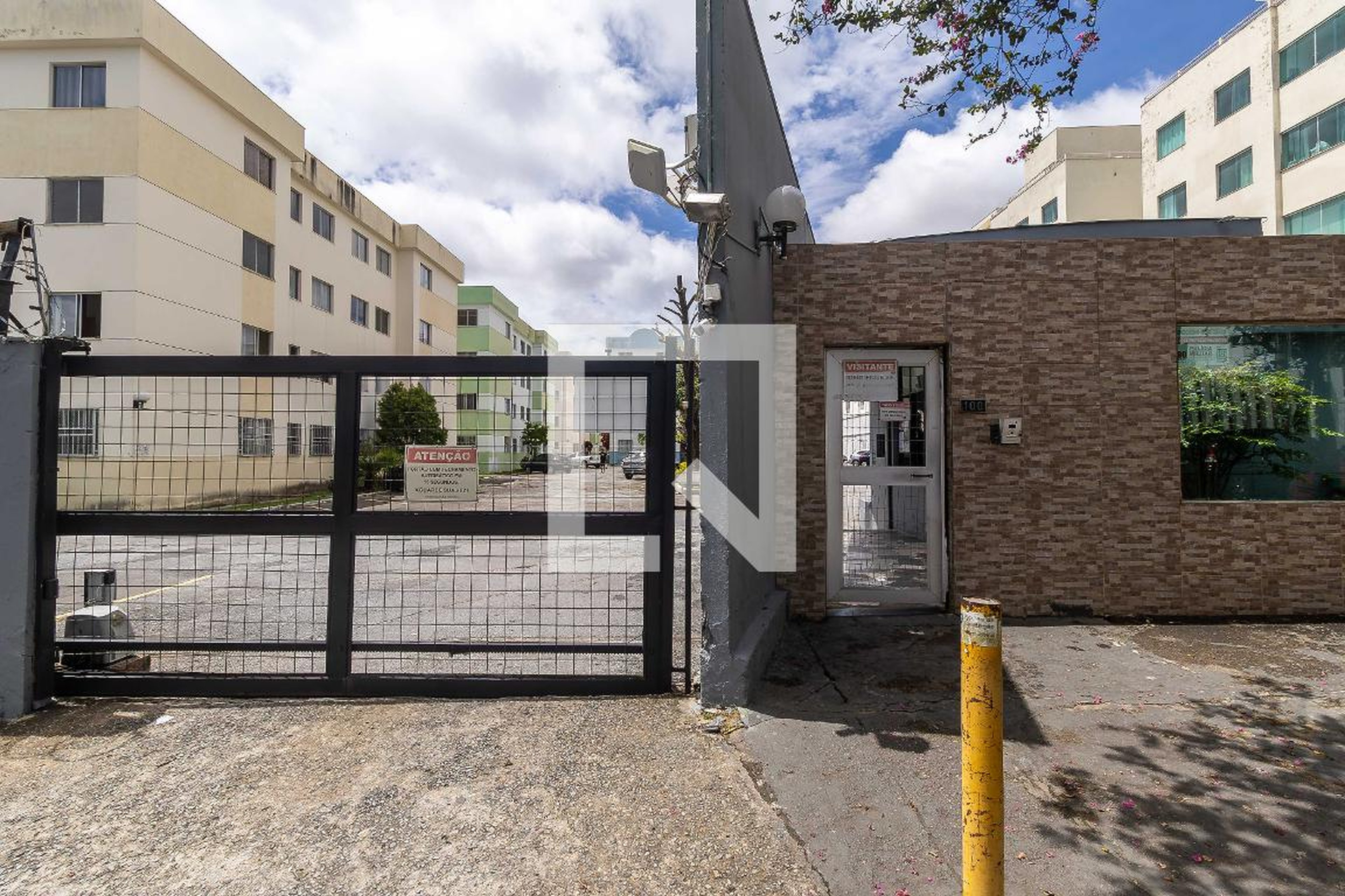 Fachada Residencial Serjusmig