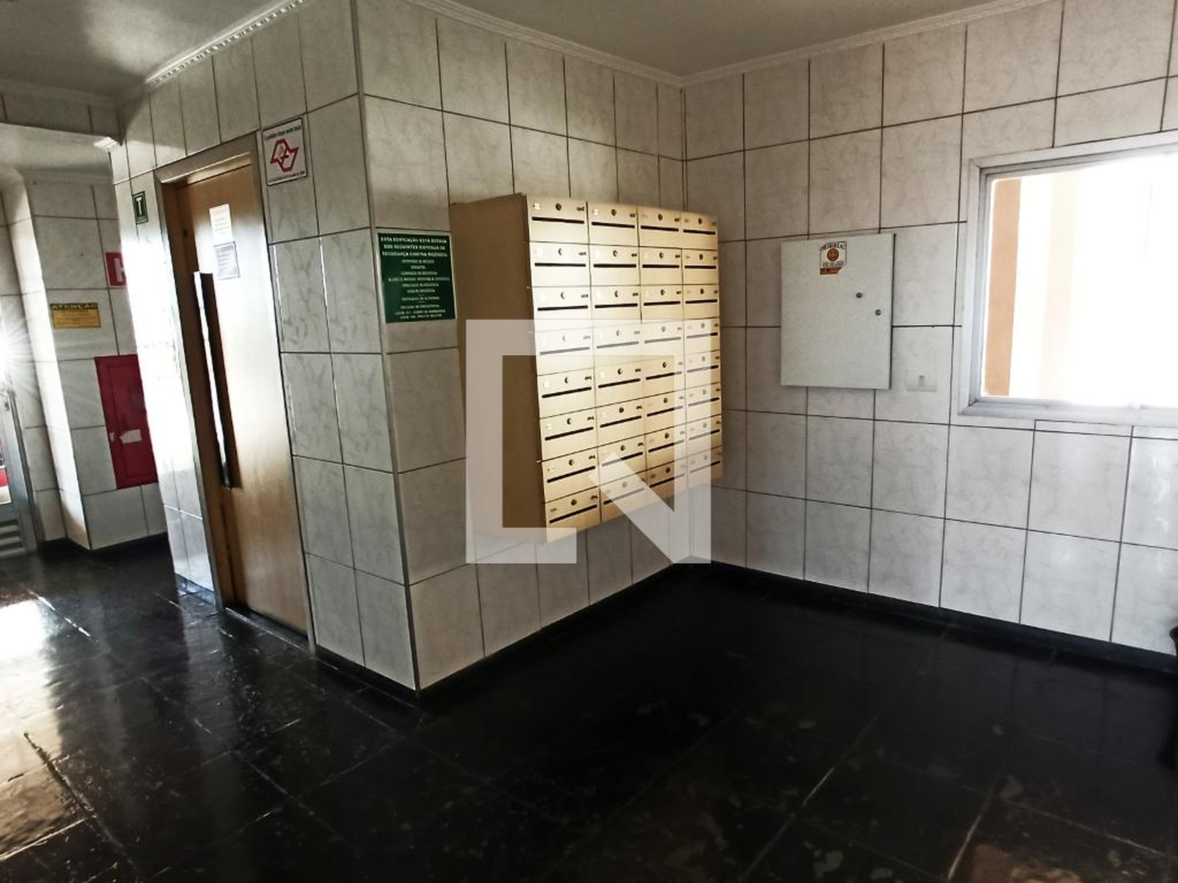Hall de entrada - Edifício Conjunto Residencial Itaberaba