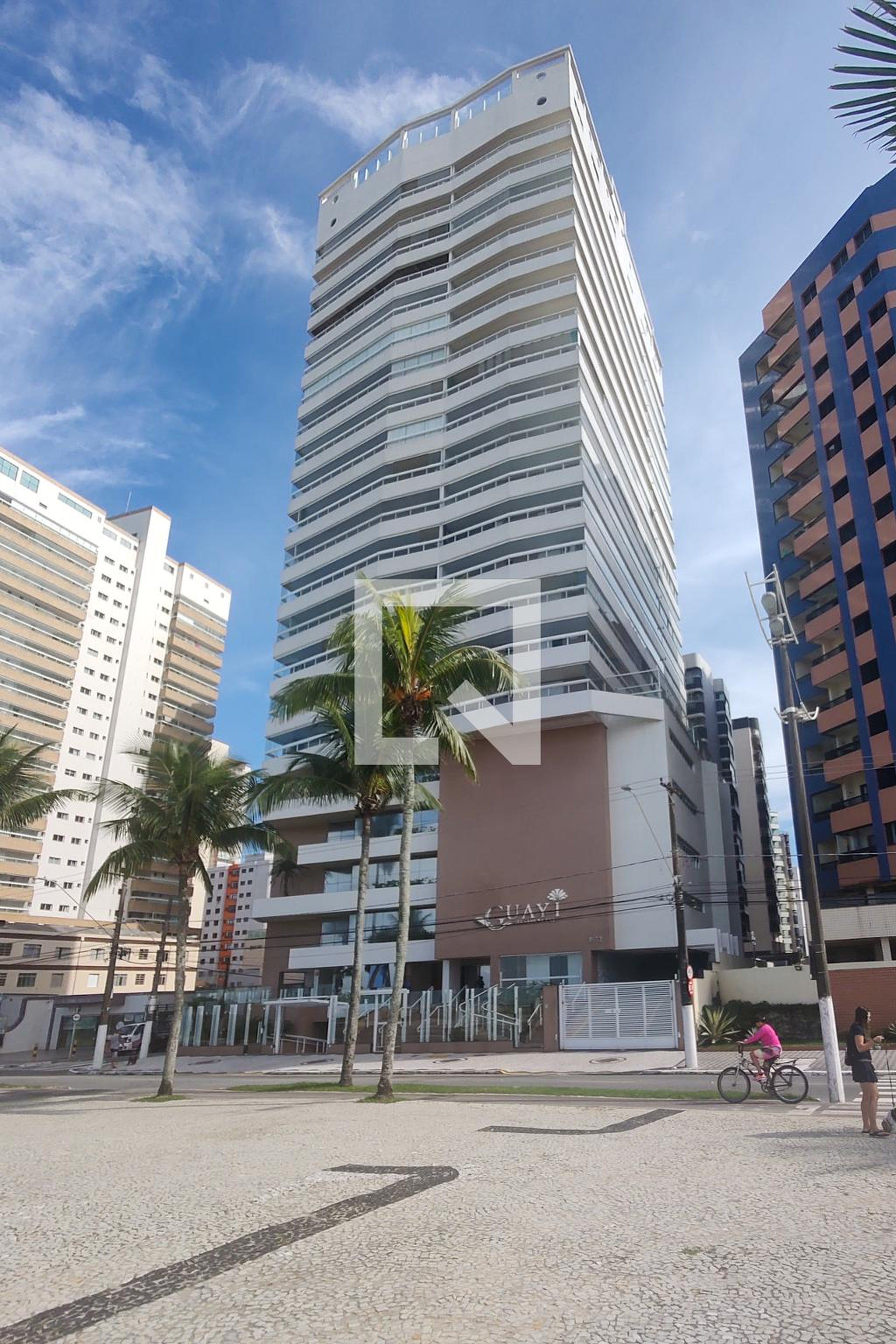 Fachada do Prédio Condomínio Guayi