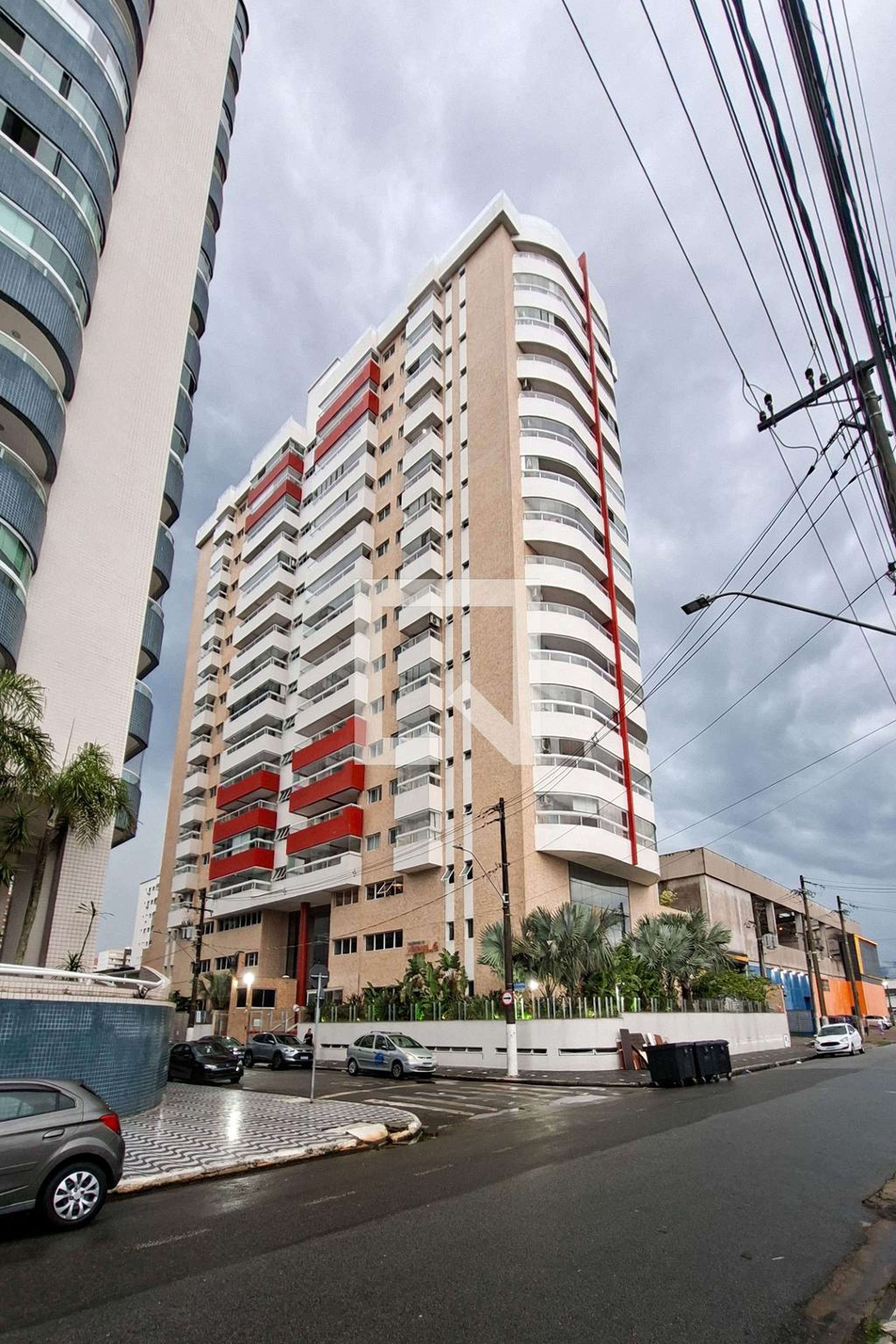 Fachada do Prédio Condomínio Viareggio