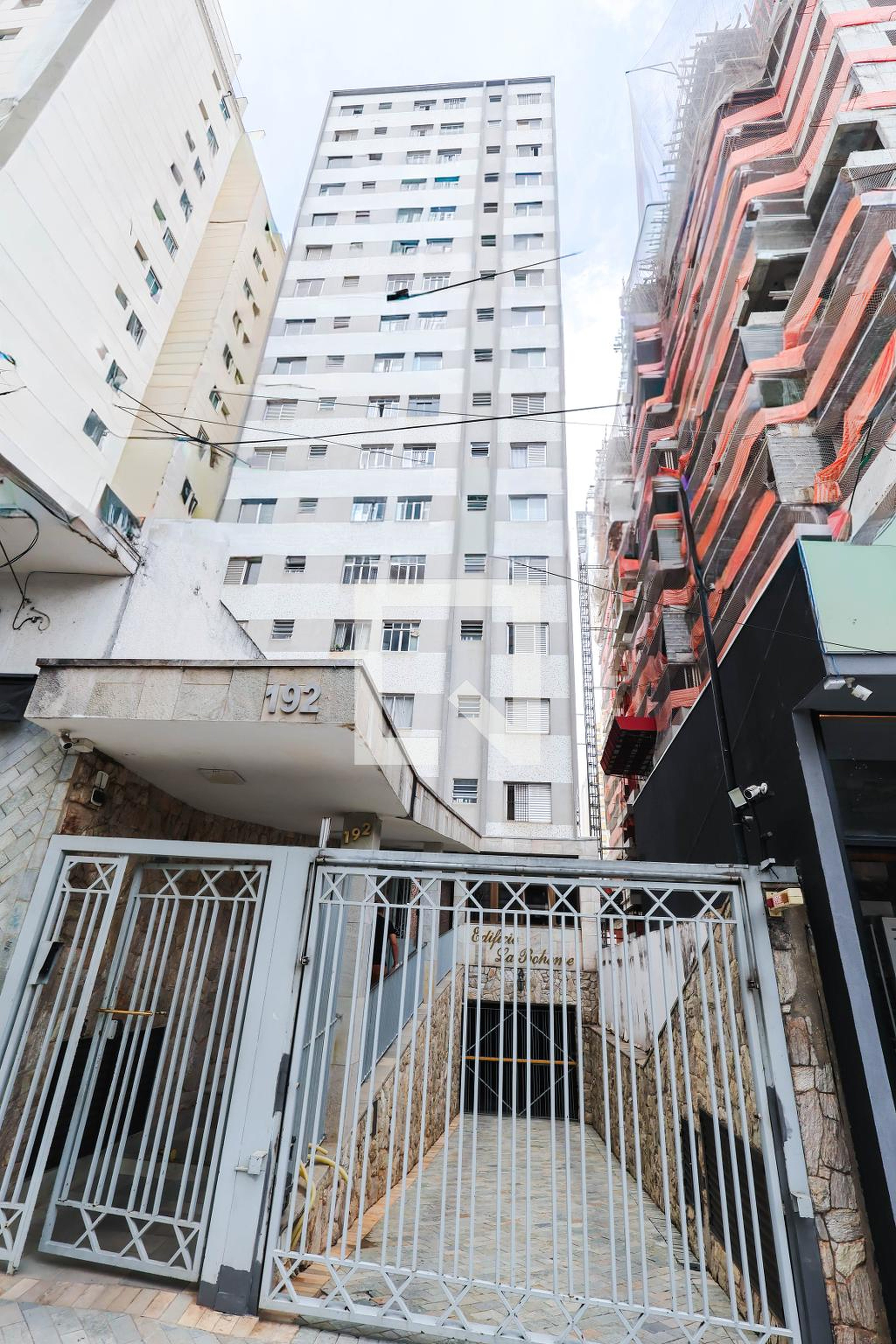 Fachada Condomínio La Boheme