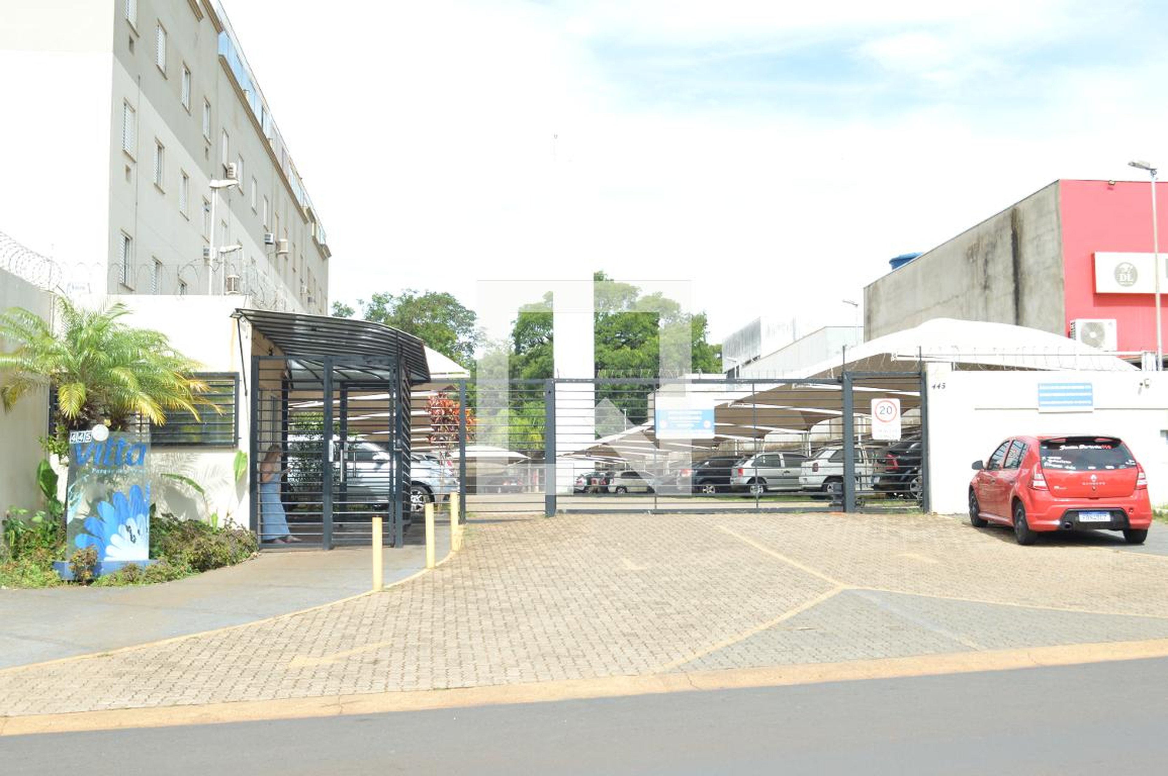 Fachada do Prédio Condomínio Vitta Parque dos Lagos