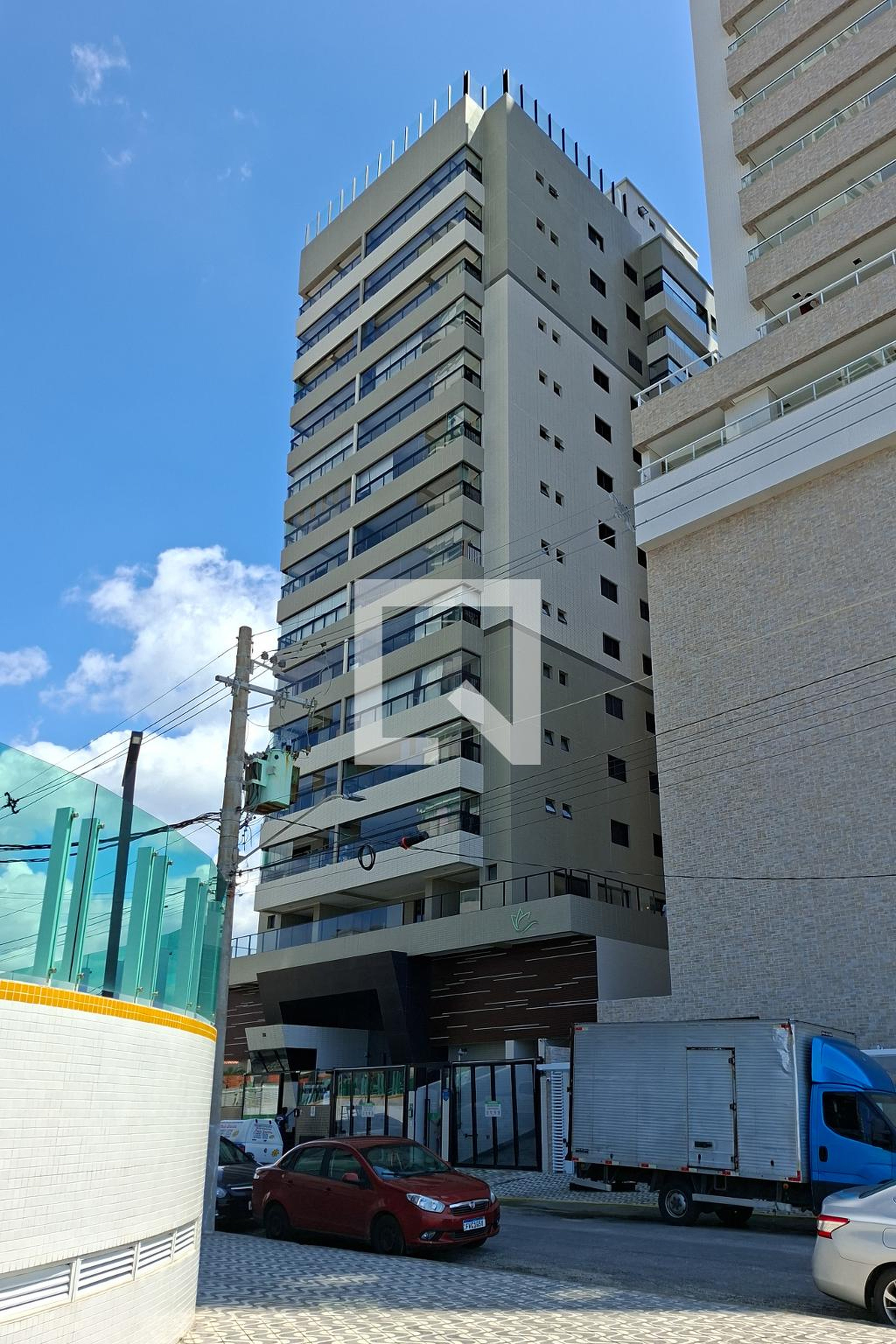 Fachada do Prédio Condomínio New Place Residence
