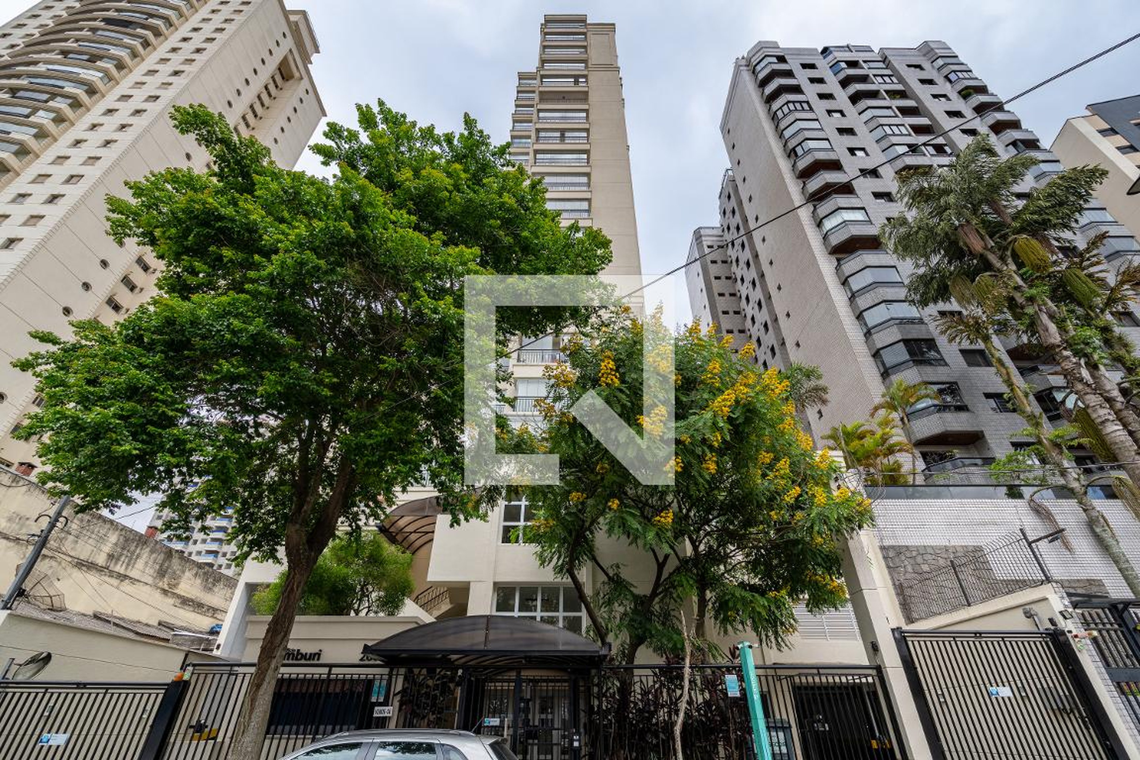 Fachada Edifício Camburi