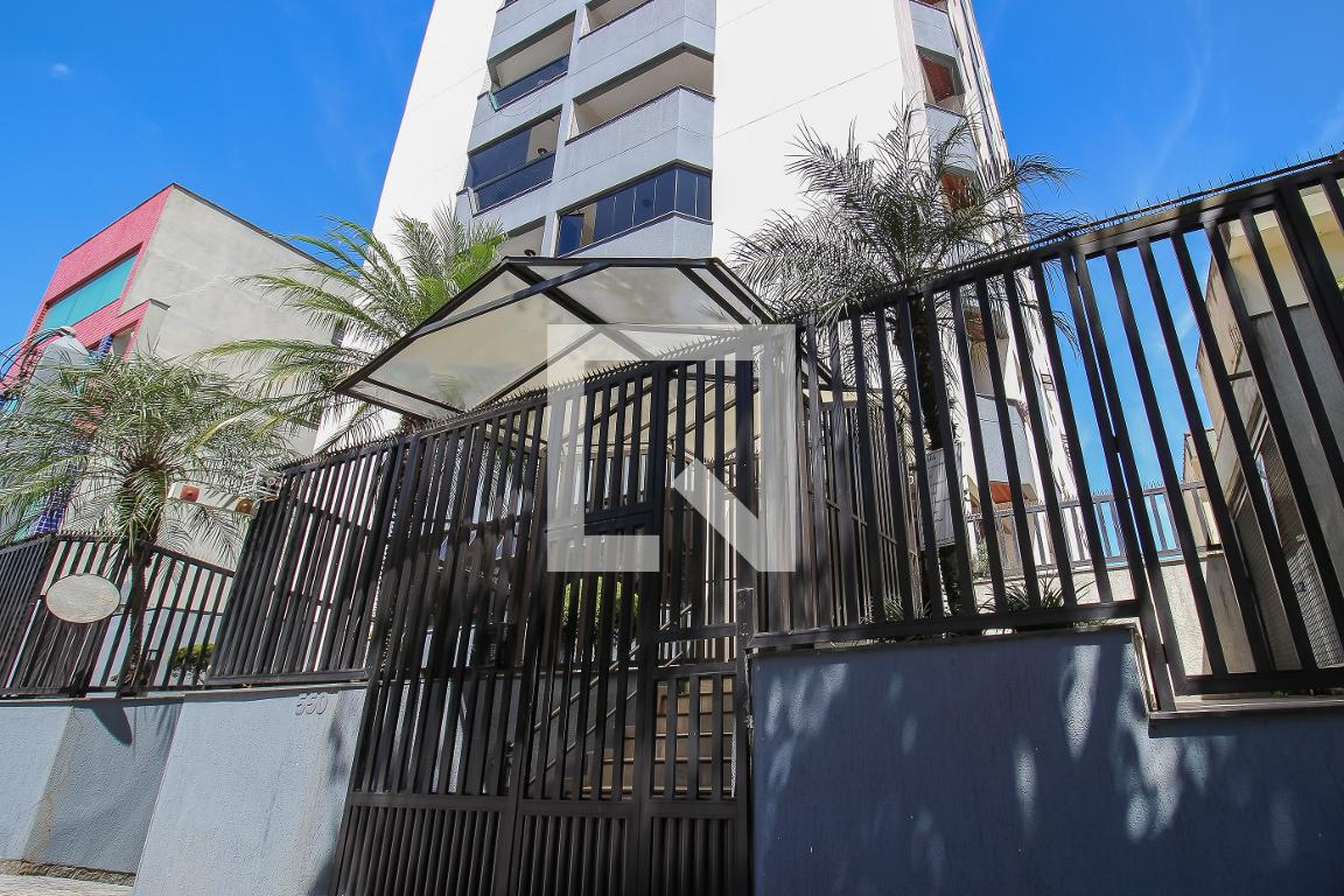 Fachada do Prédio Condomínio Provence