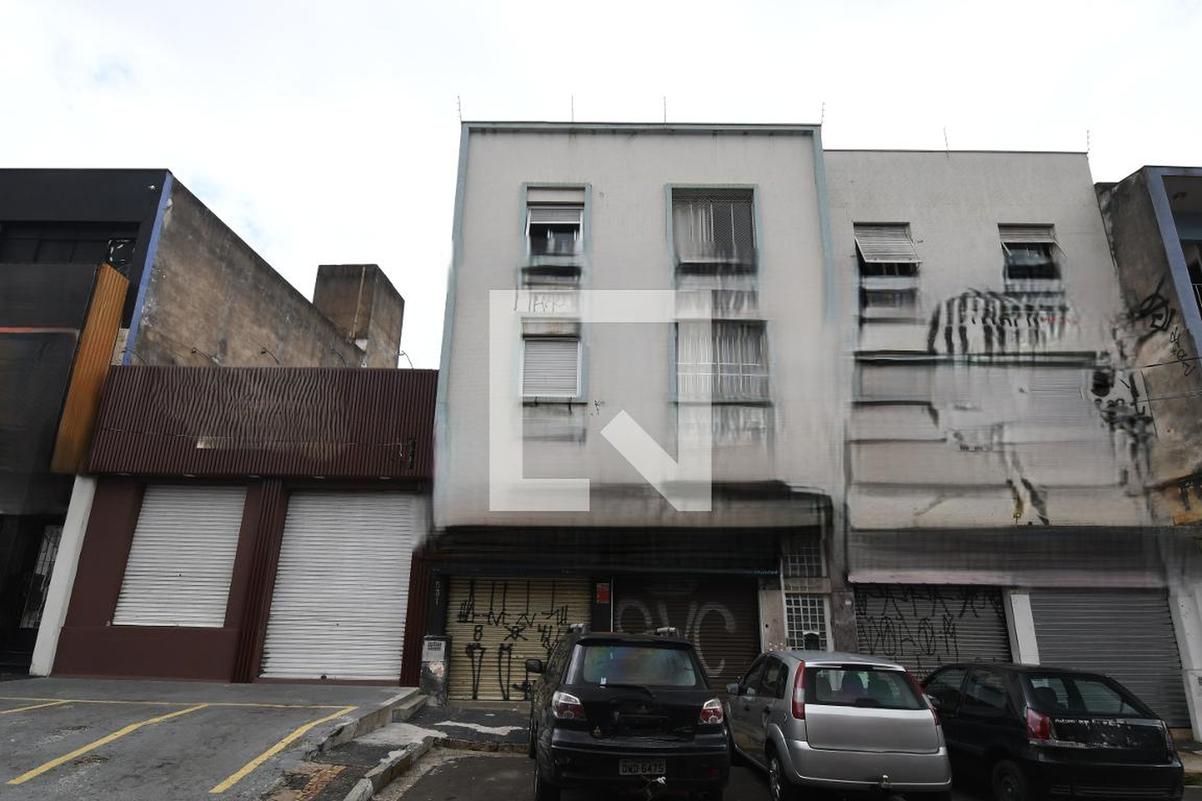 Fachada do Prédio Condomínio em Rua José Paulino, 537