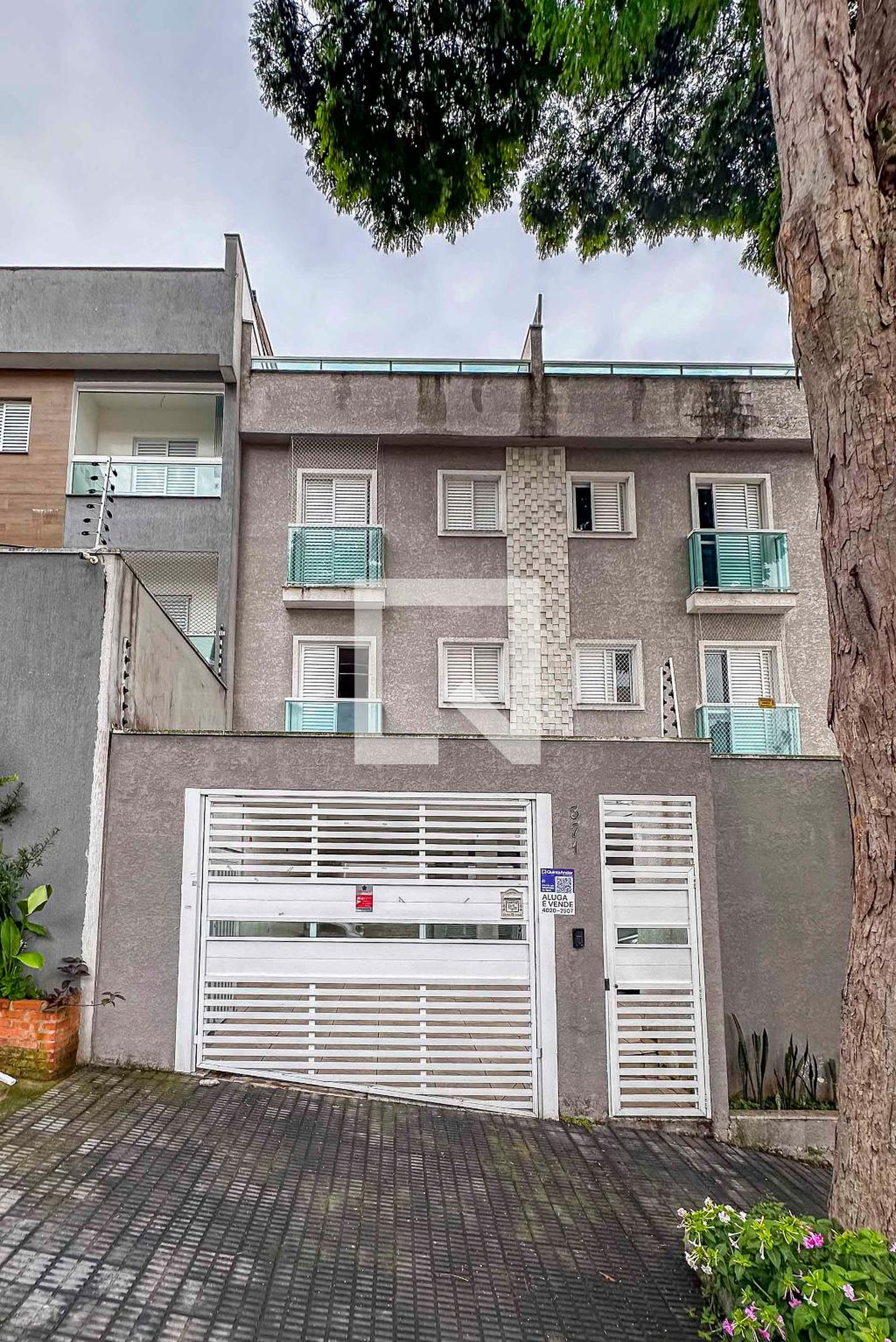 Fachada Condomínio em Rua Paranapiacaba, 371