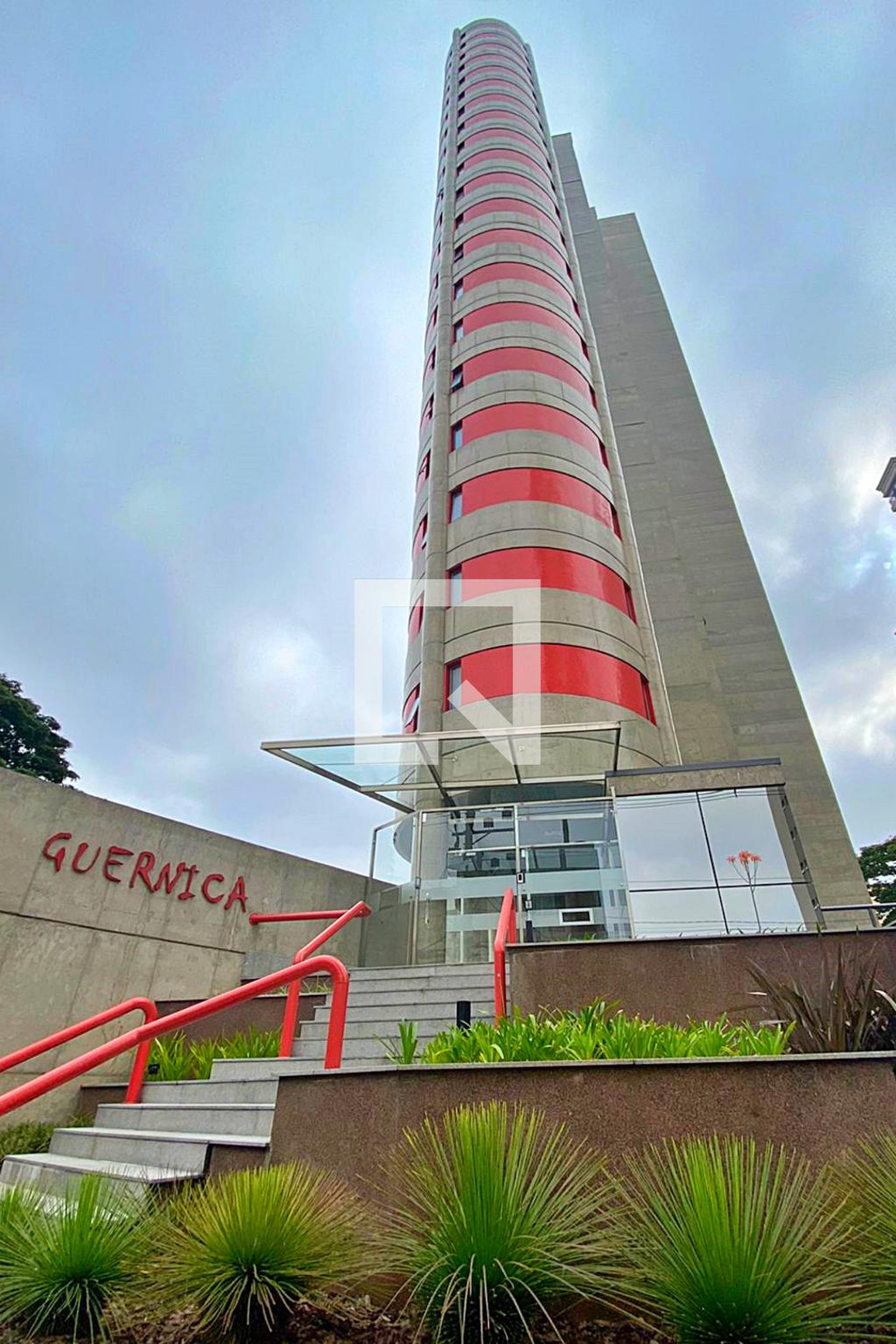 Fachada Condomínio Guernica