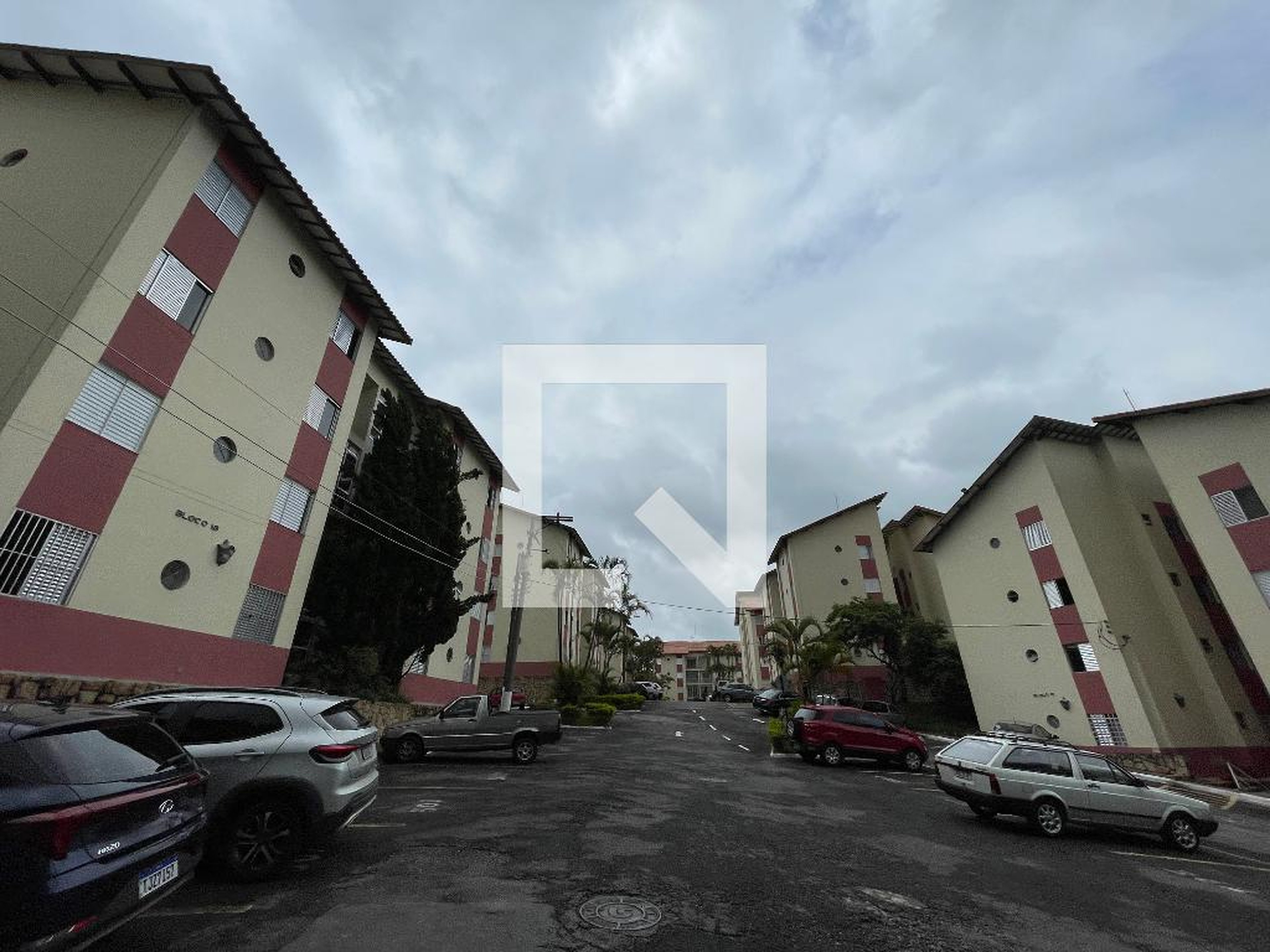 Fachada Condomínio Altos da Raposo