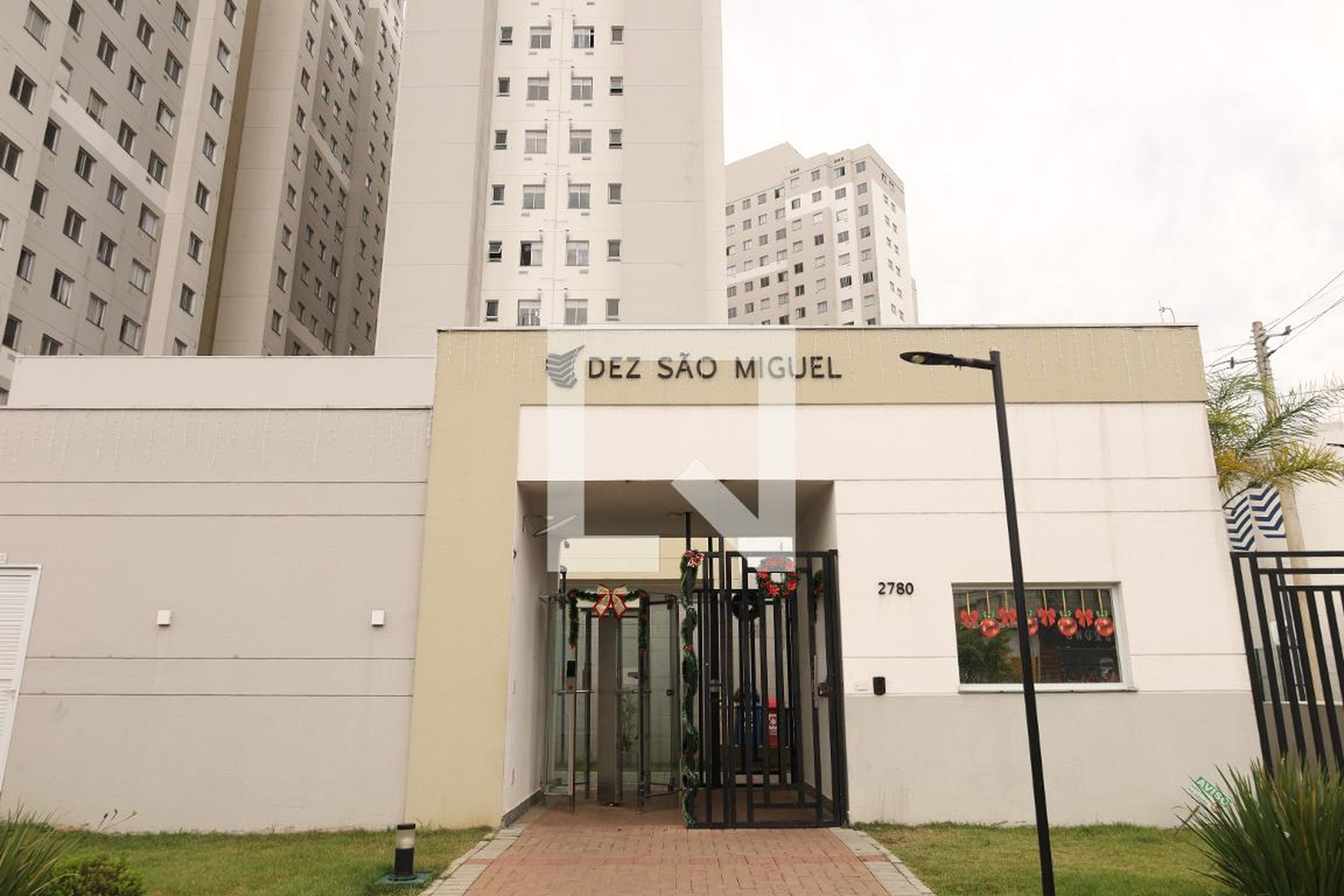 Fachada do condomínio Residencial Dez São Miguel - Cury