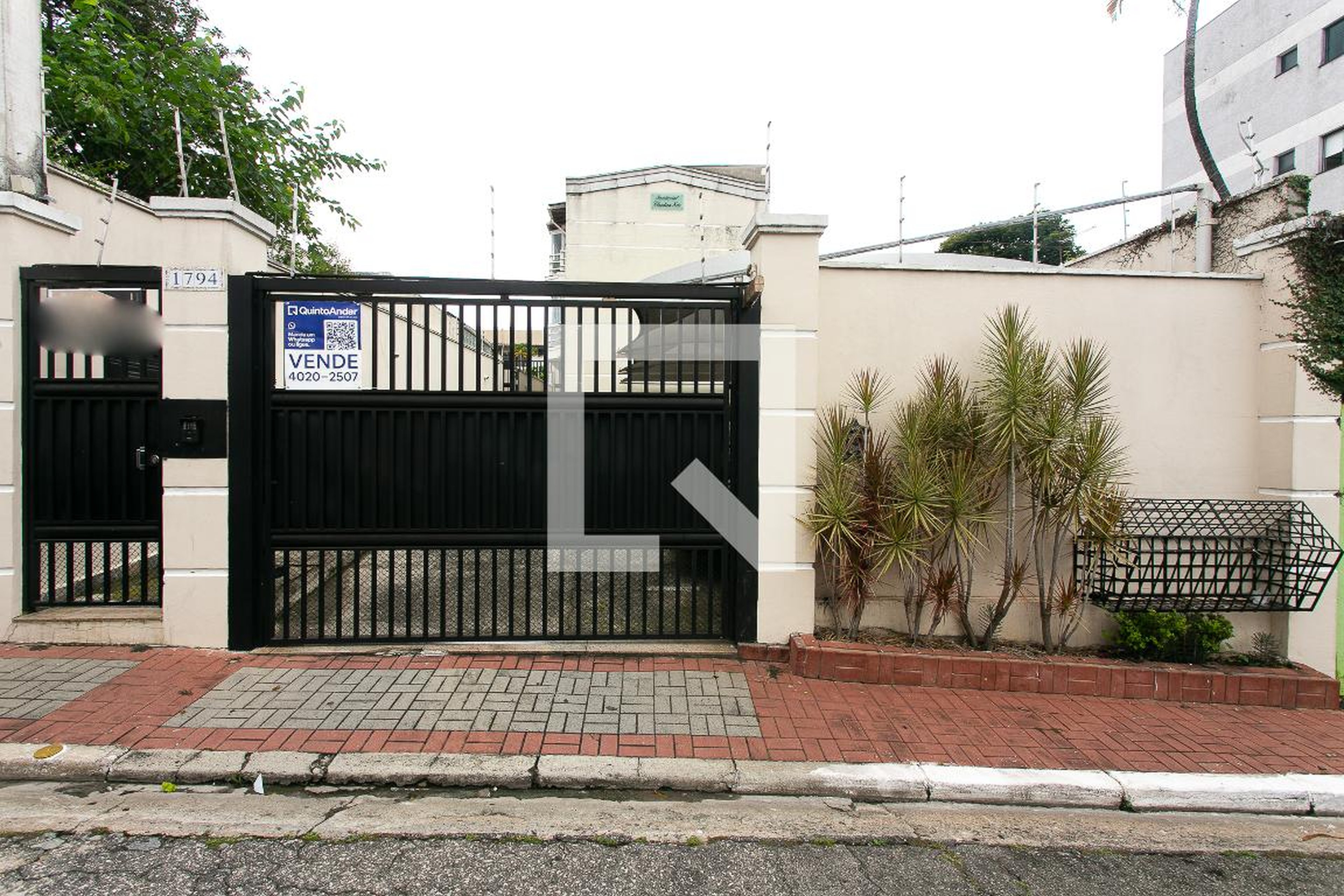 Fachada Condomínio Claudina Neto