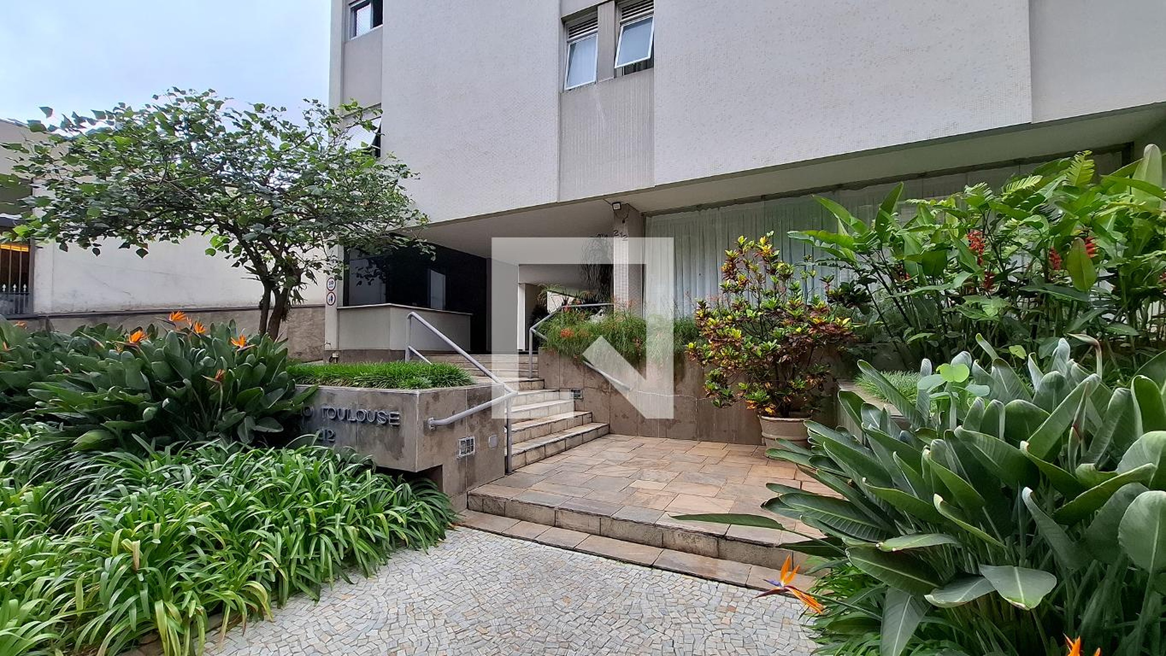 Entrada do Prédio - Toulouse